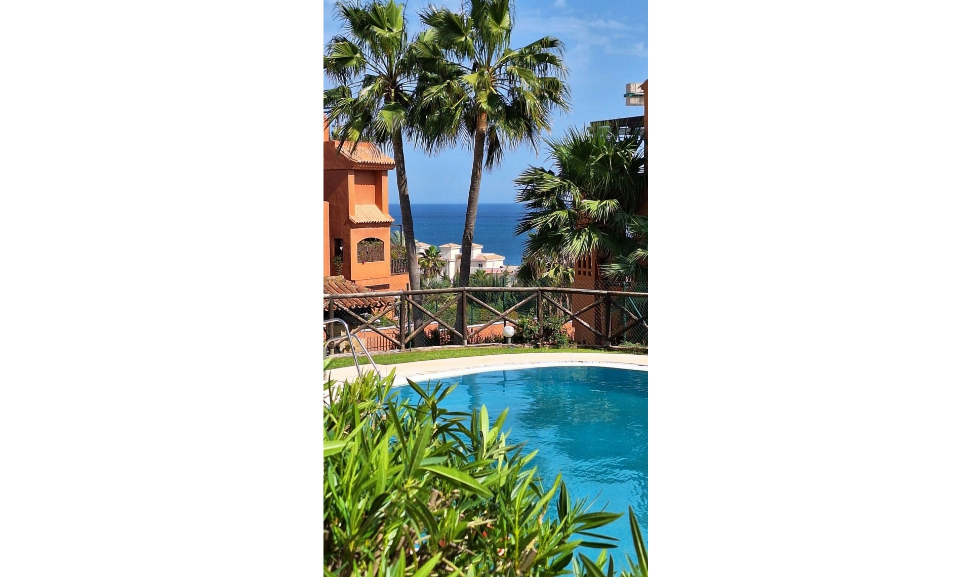 Další prodej - Apartment -
Estepona