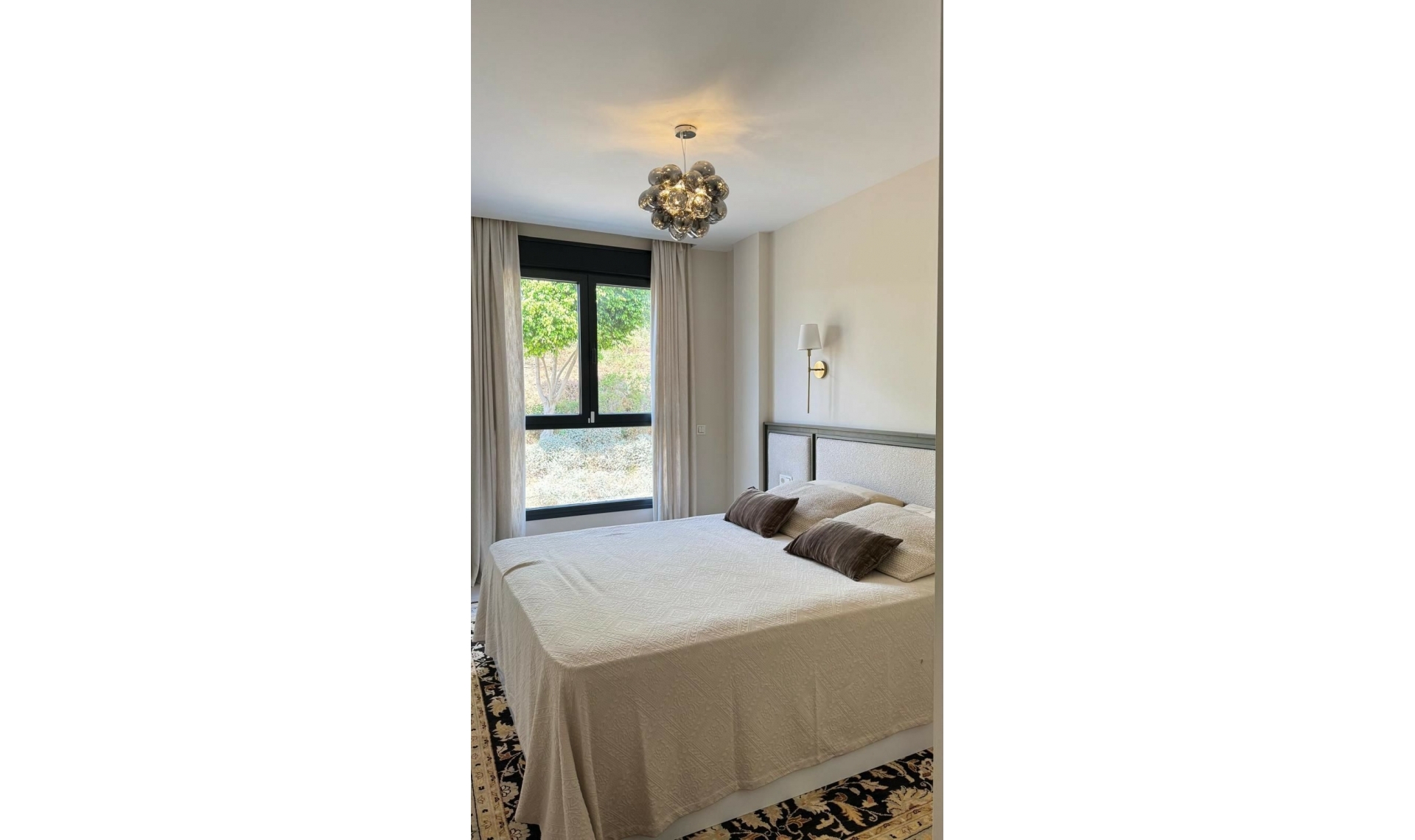 Další prodej - Apartment -
Estepona