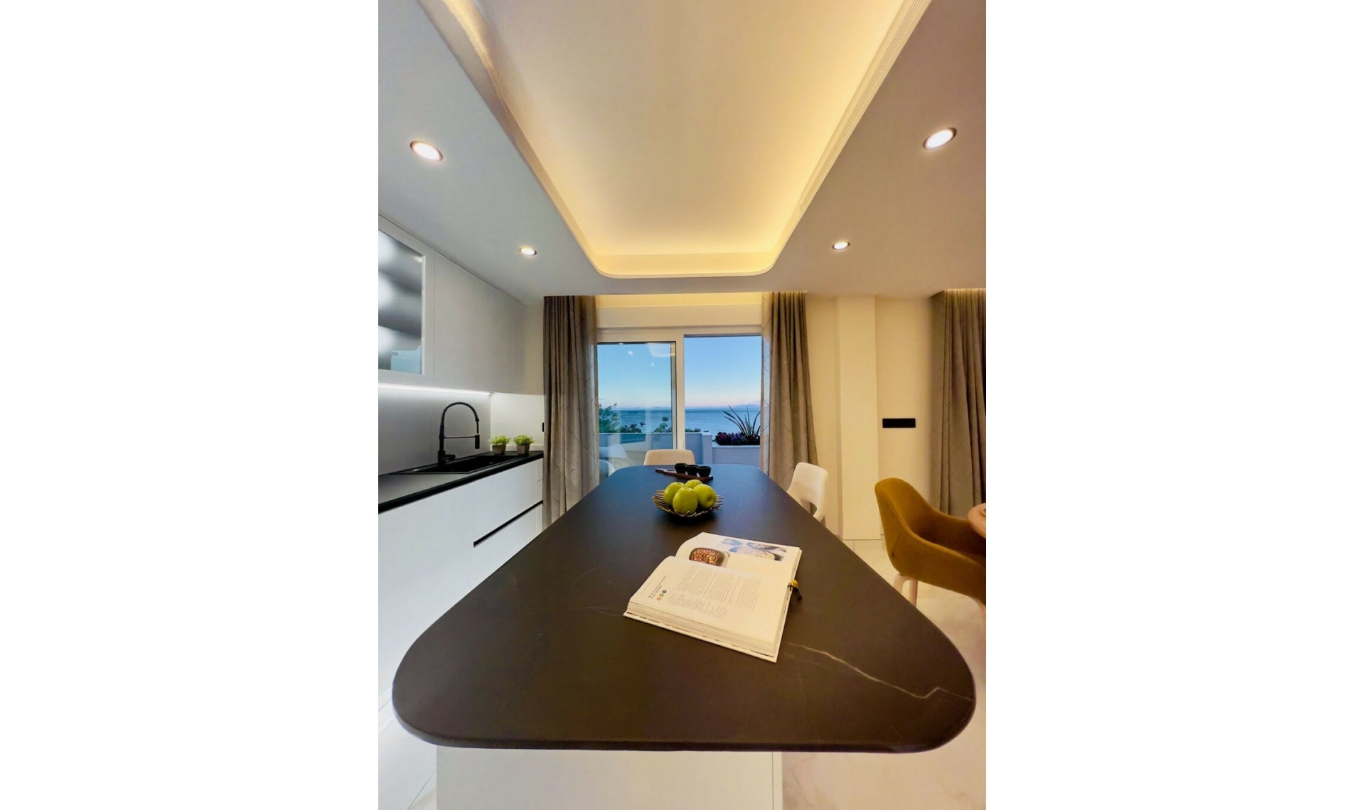 Další prodej - Apartment -
Estepona