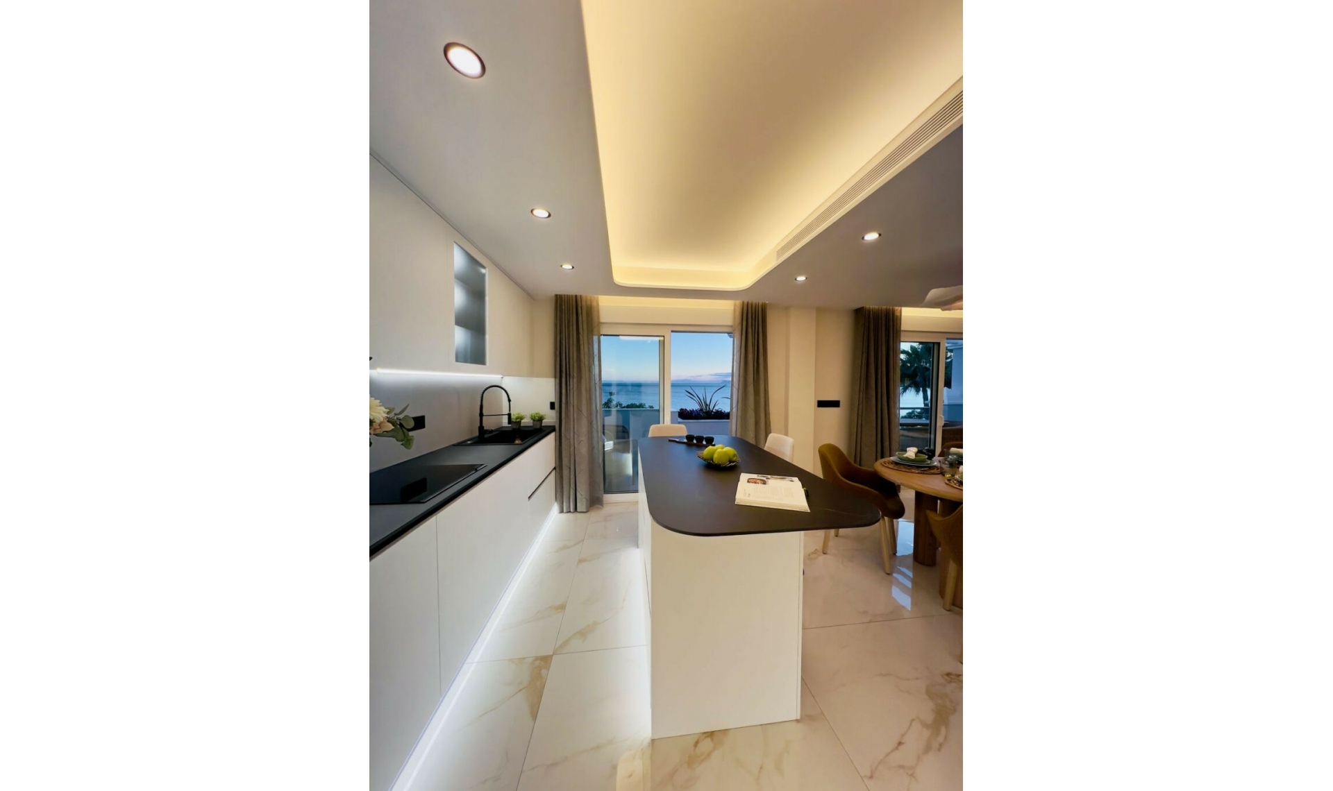 Další prodej - Apartment -
Estepona