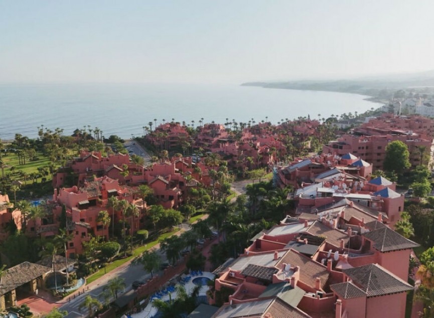Další prodej - Apartment -
Estepona