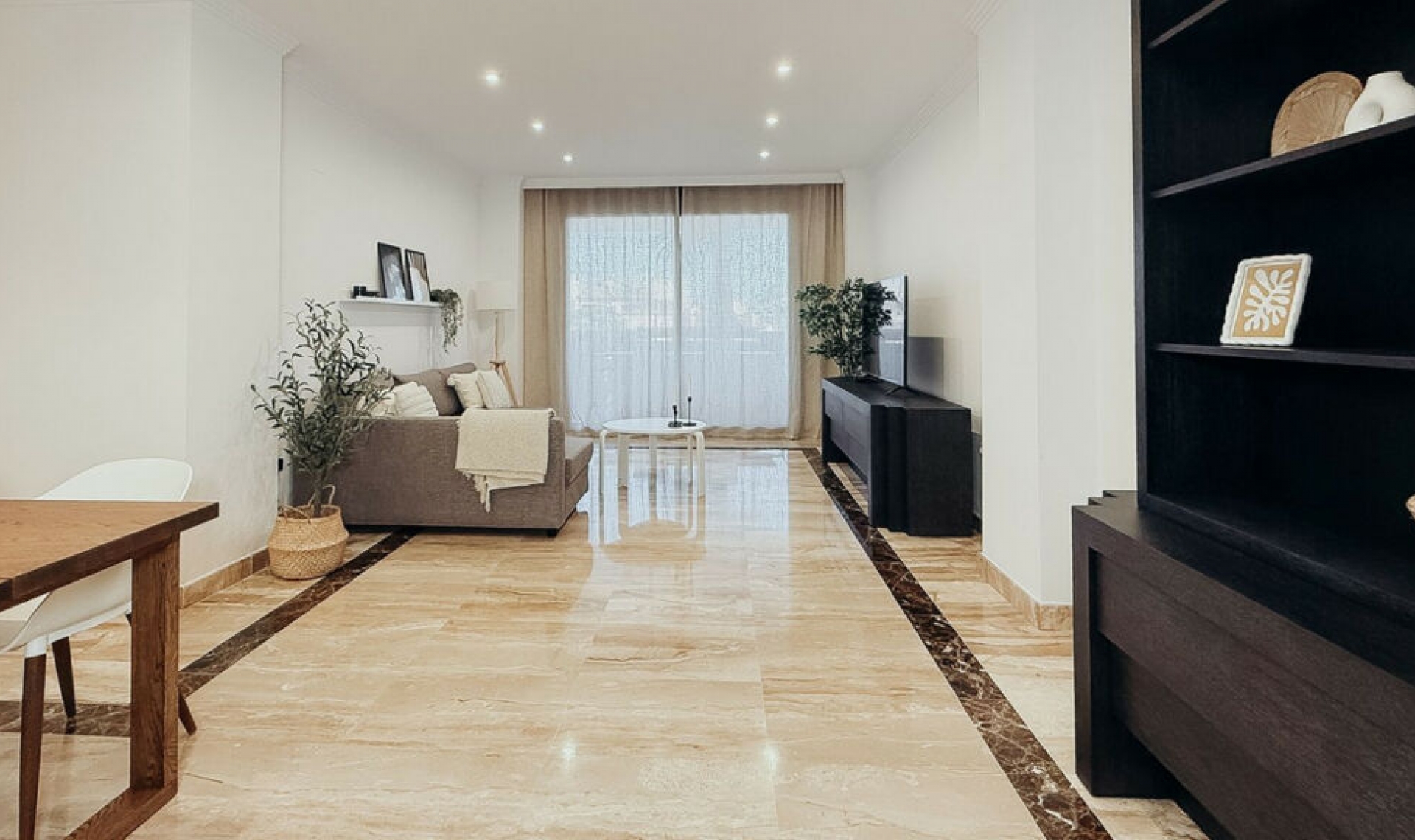 Další prodej - Apartment -
Estepona