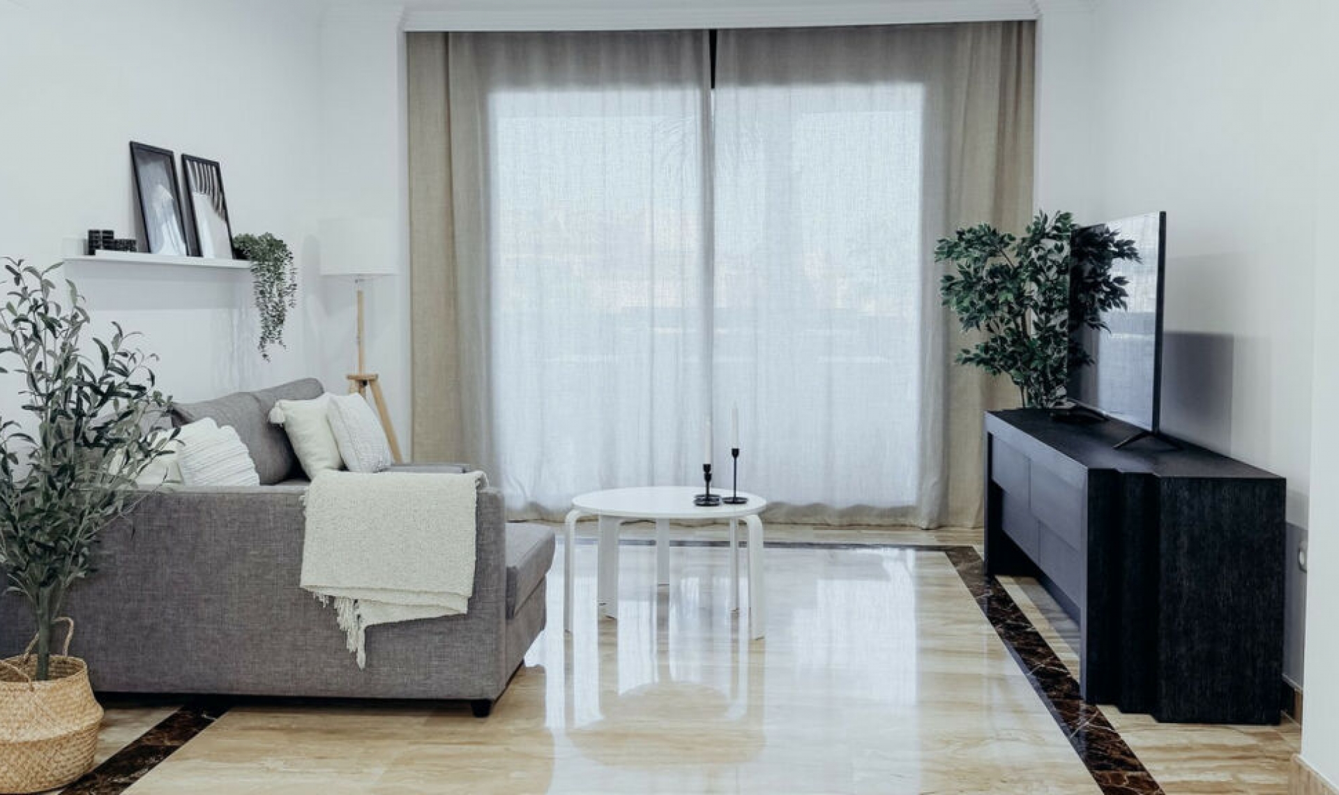 Další prodej - Apartment -
Estepona