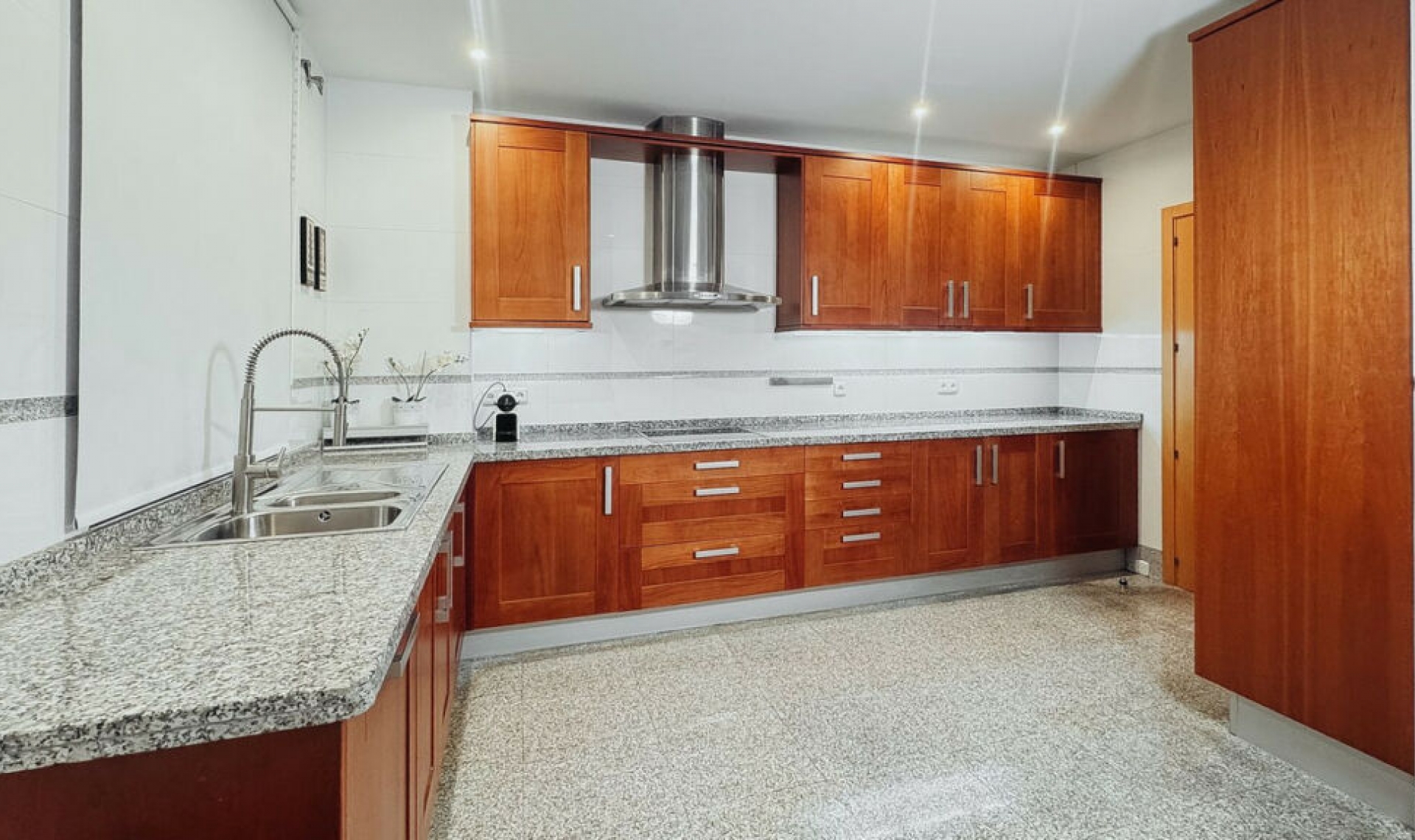 Další prodej - Apartment -
Estepona