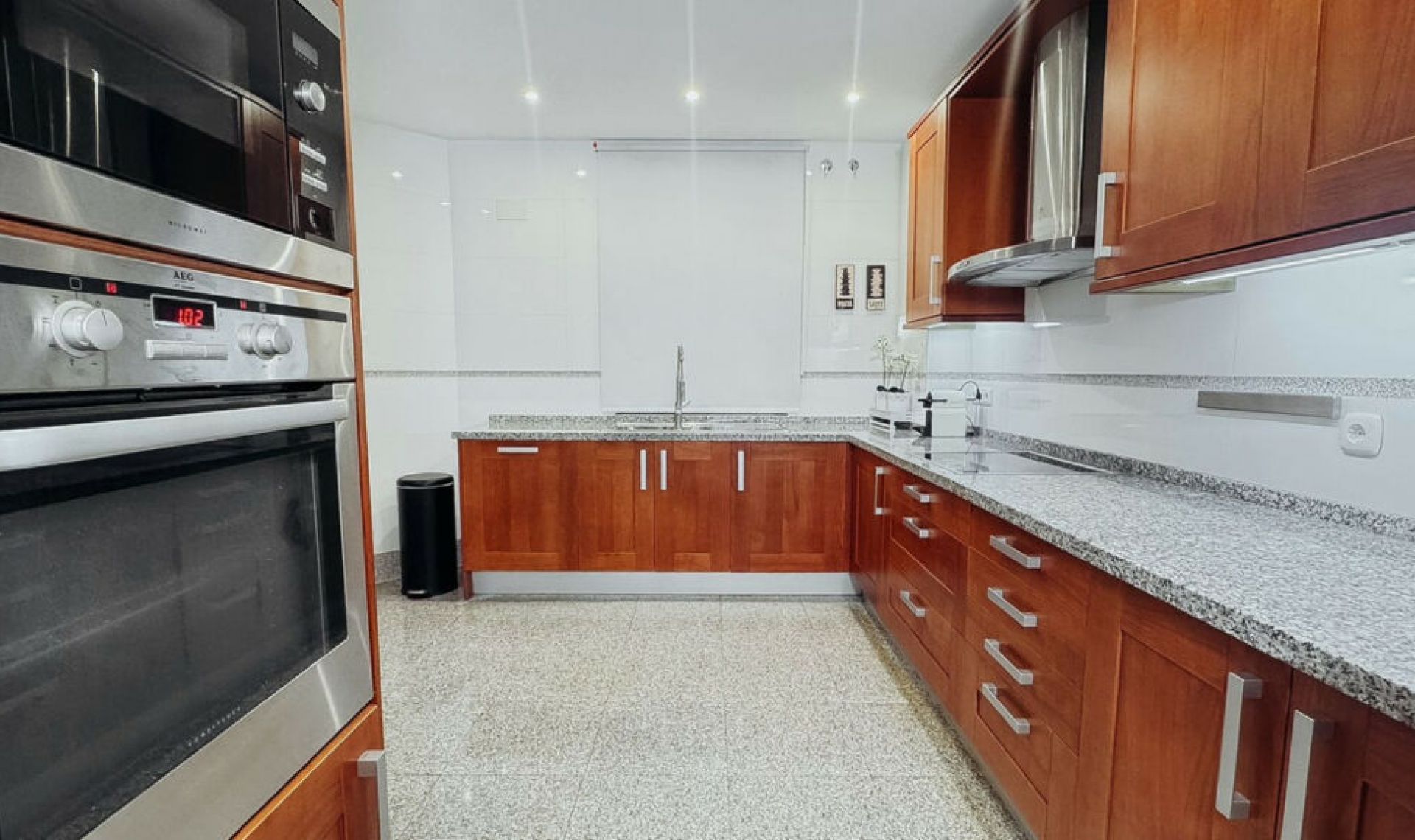 Další prodej - Apartment -
Estepona