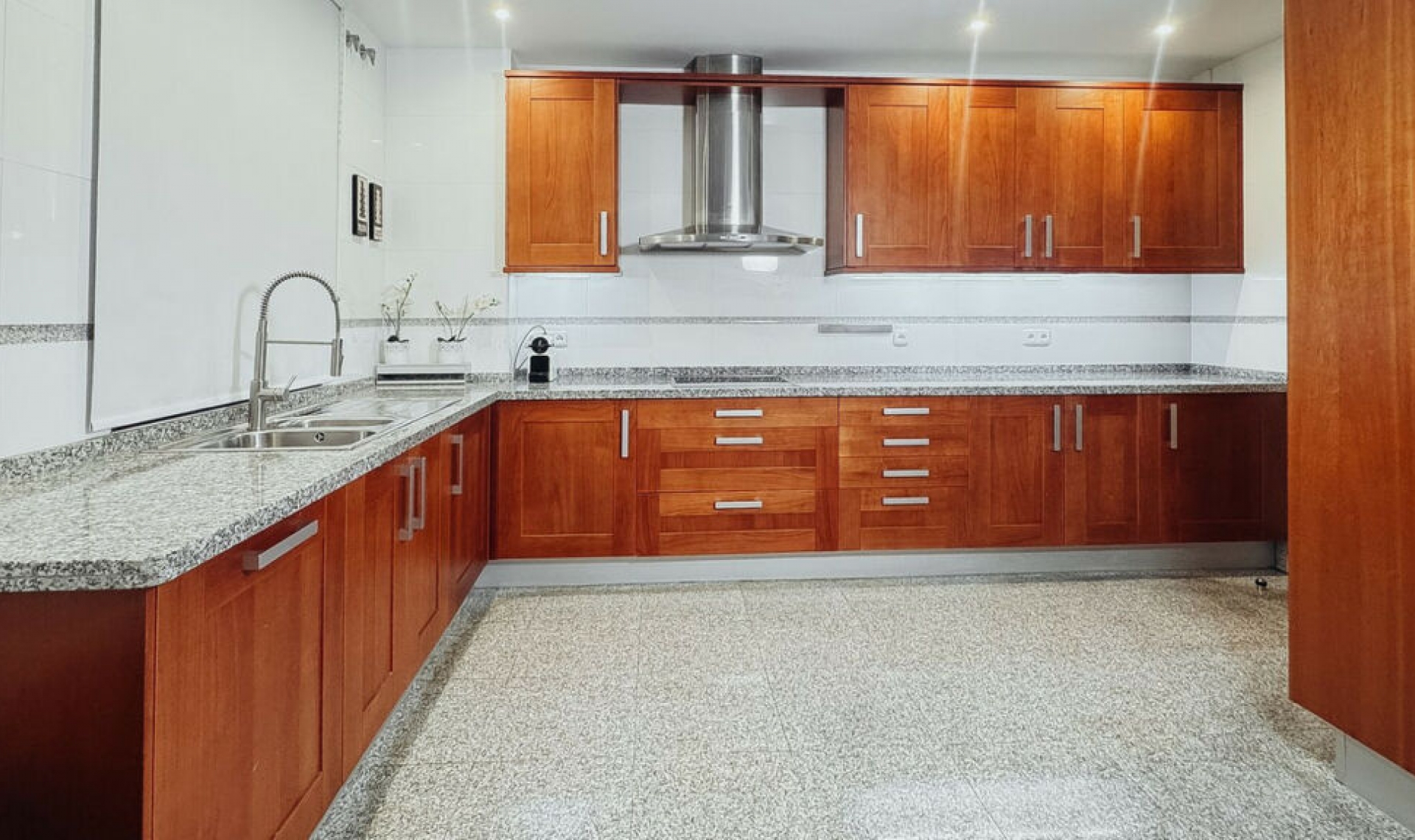Další prodej - Apartment -
Estepona