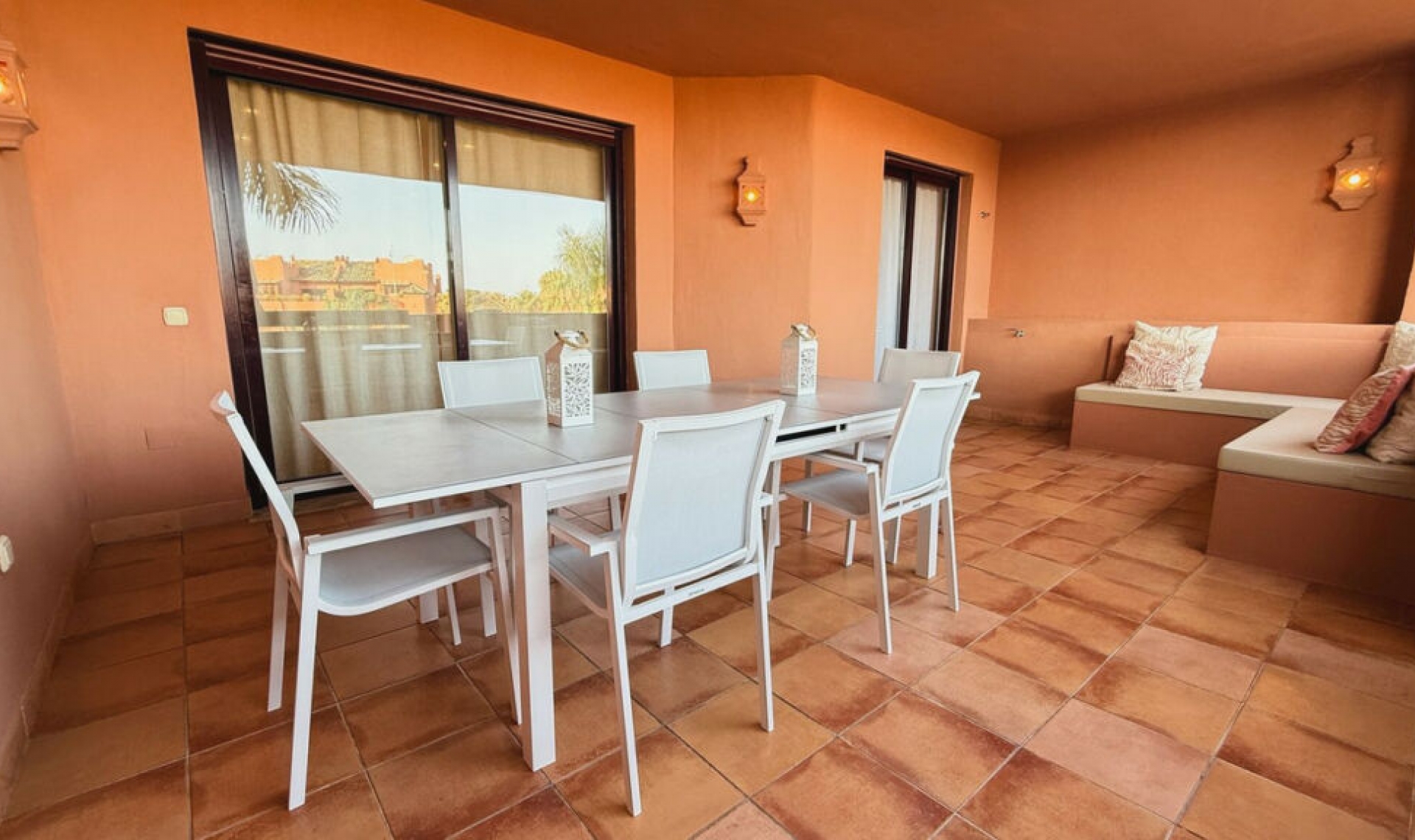 Další prodej - Apartment -
Estepona