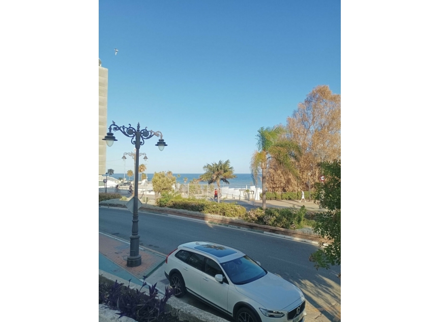 Další prodej - Apartment -
Estepona