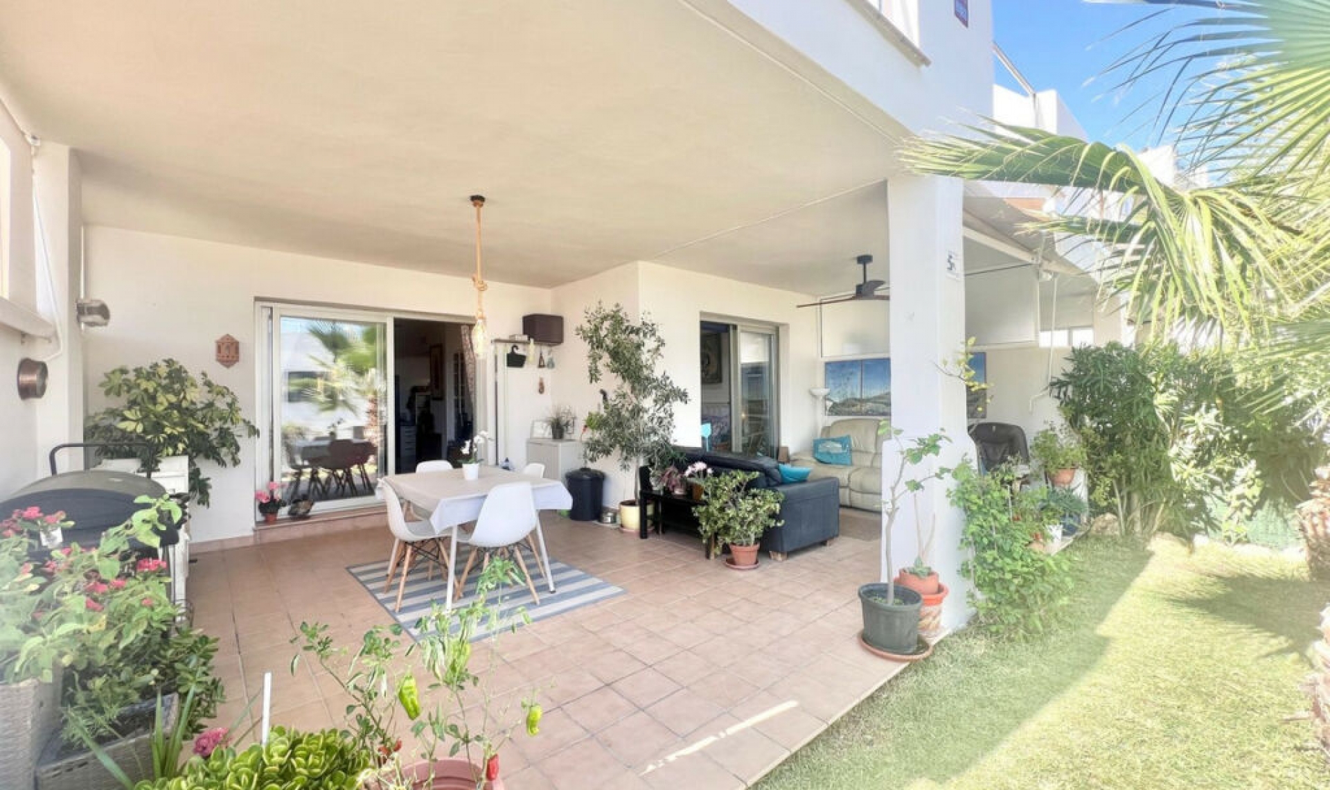 Další prodej - Apartment -
Estepona