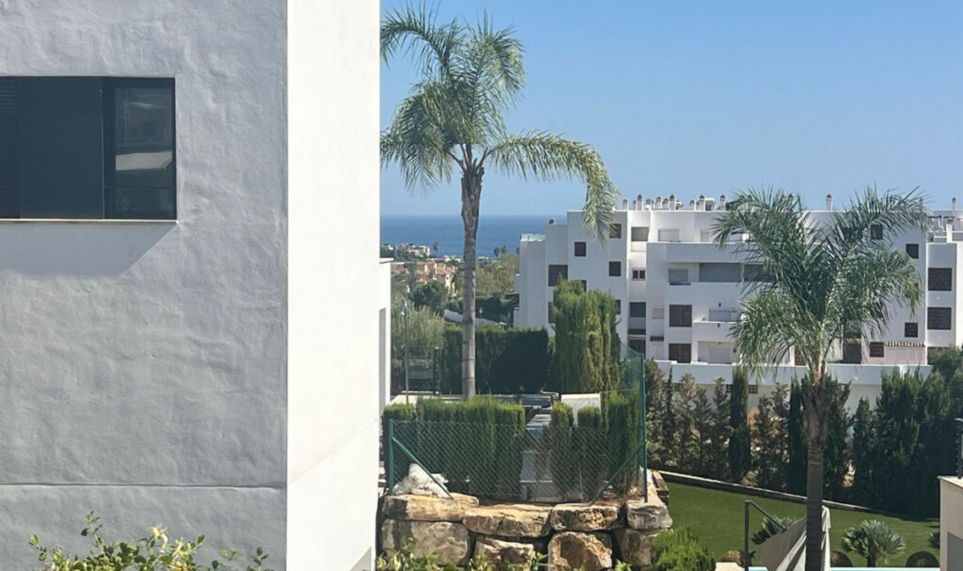 Další prodej - Apartment -
Estepona