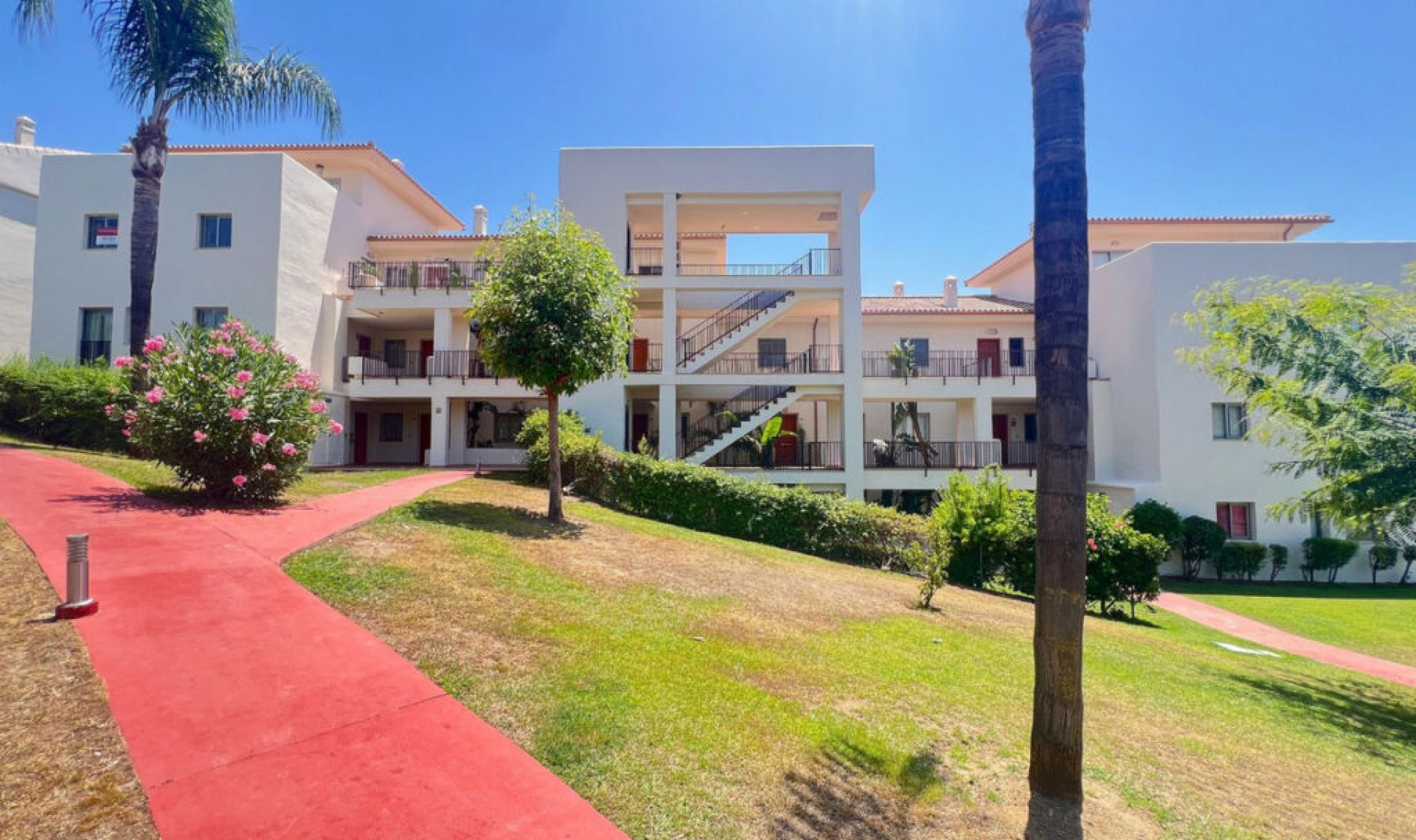 Další prodej - Apartment -
Estepona