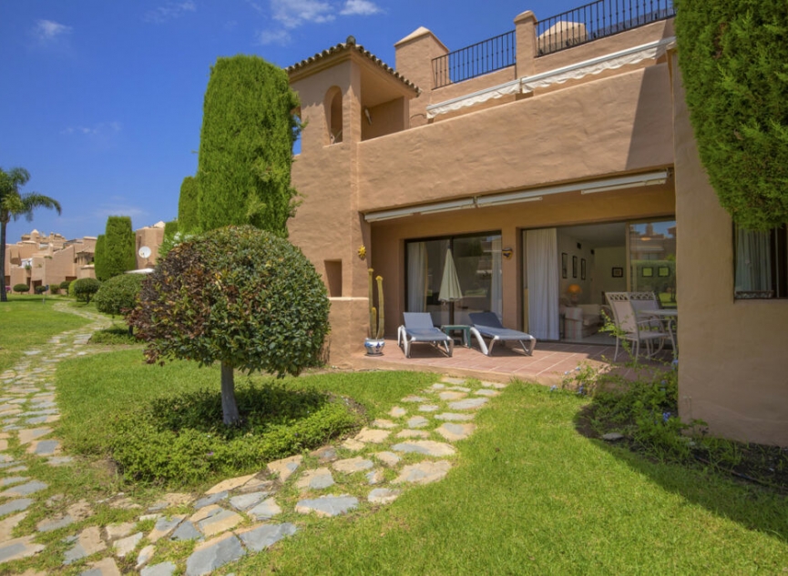 Další prodej - Apartment -
Estepona