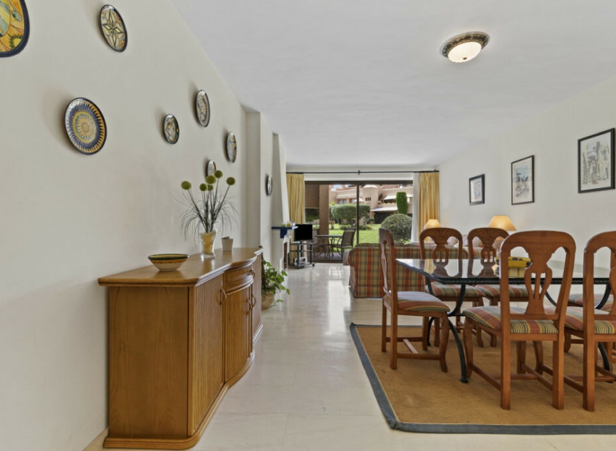 Další prodej - Apartment -
Estepona