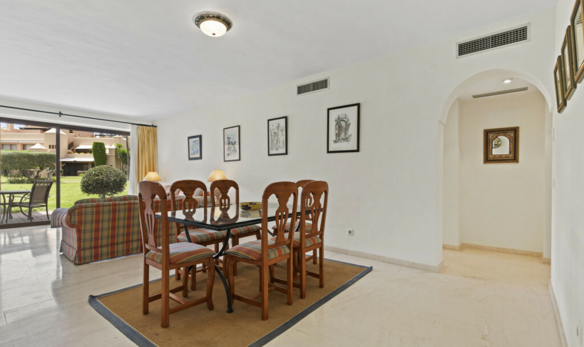 Další prodej - Apartment -
Estepona