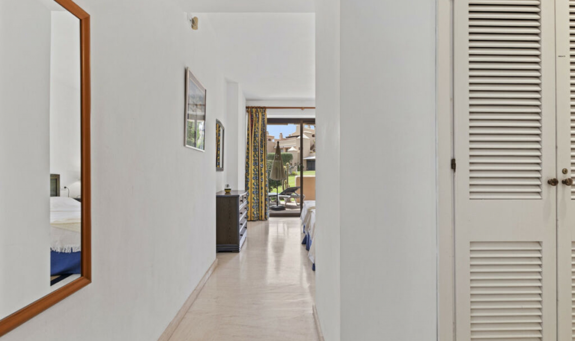 Další prodej - Apartment -
Estepona