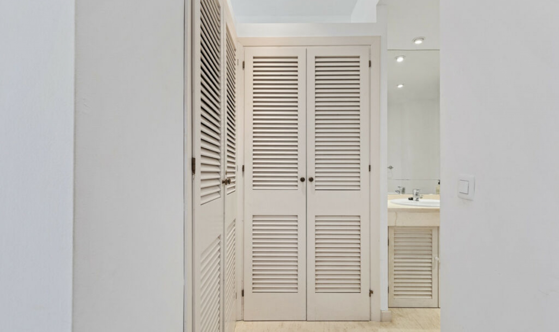 Další prodej - Apartment -
Estepona