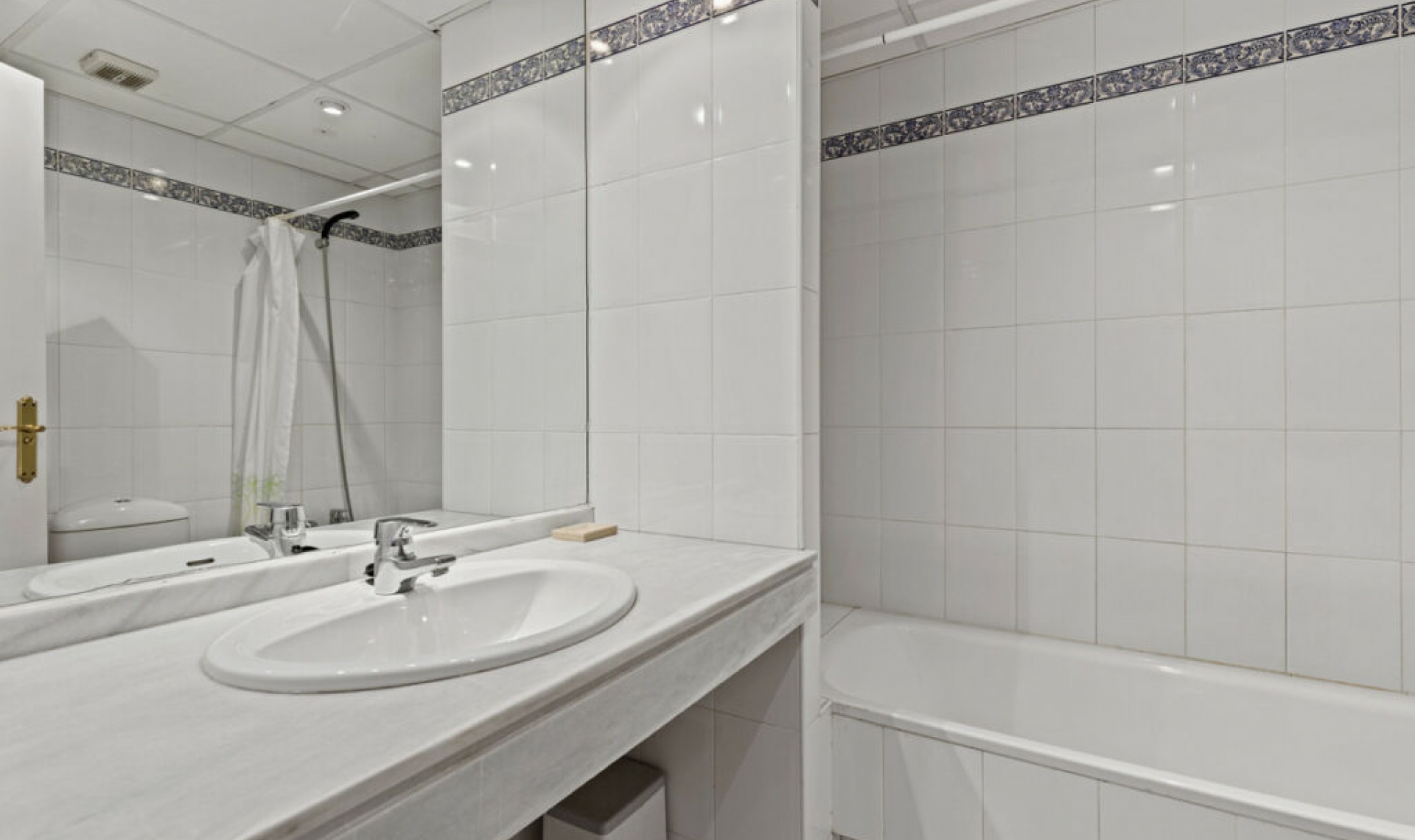 Další prodej - Apartment -
Estepona