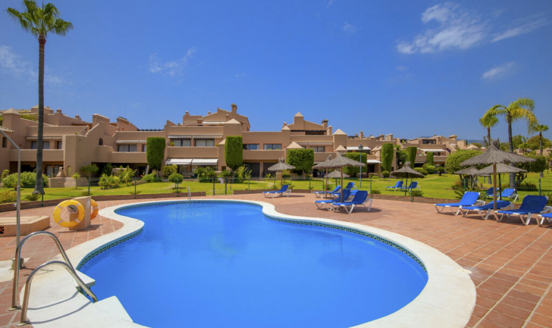Další prodej - Apartment -
Estepona