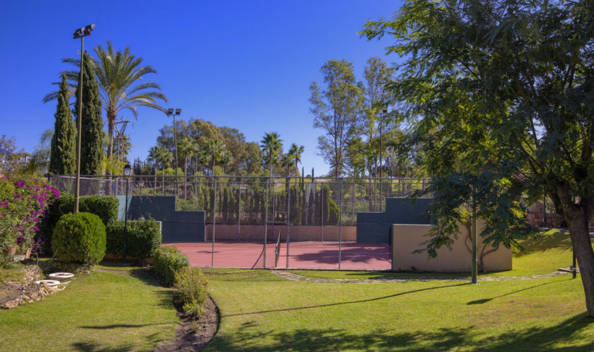 Další prodej - Apartment -
Estepona