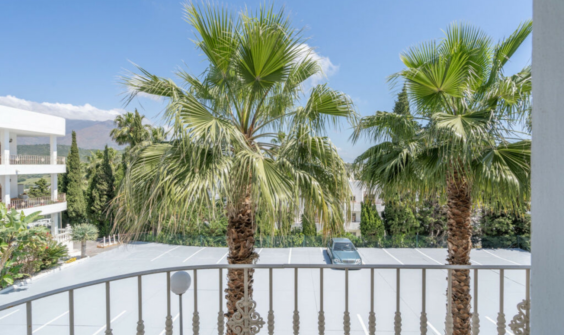 Další prodej - Apartment -
Estepona