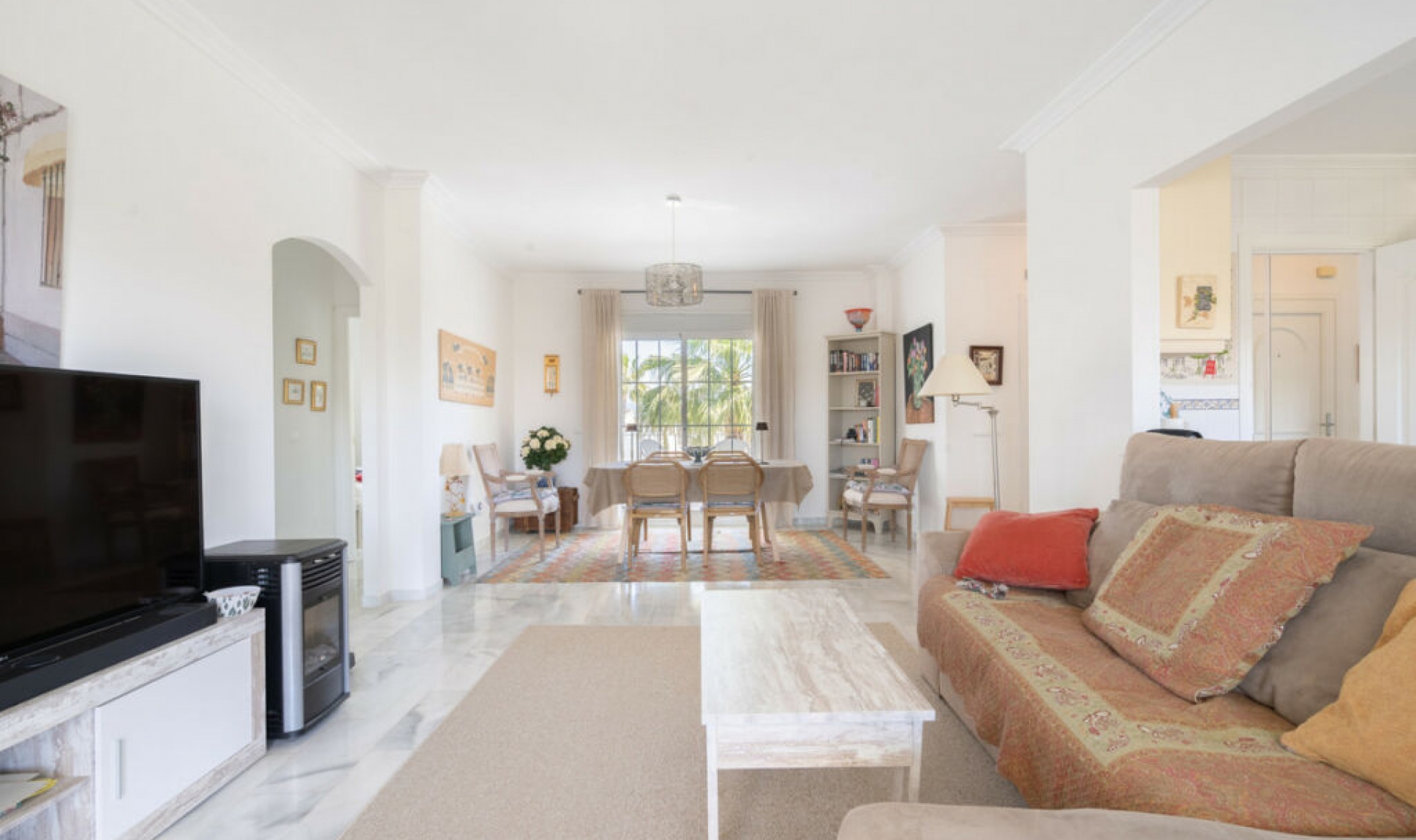 Další prodej - Apartment -
Estepona