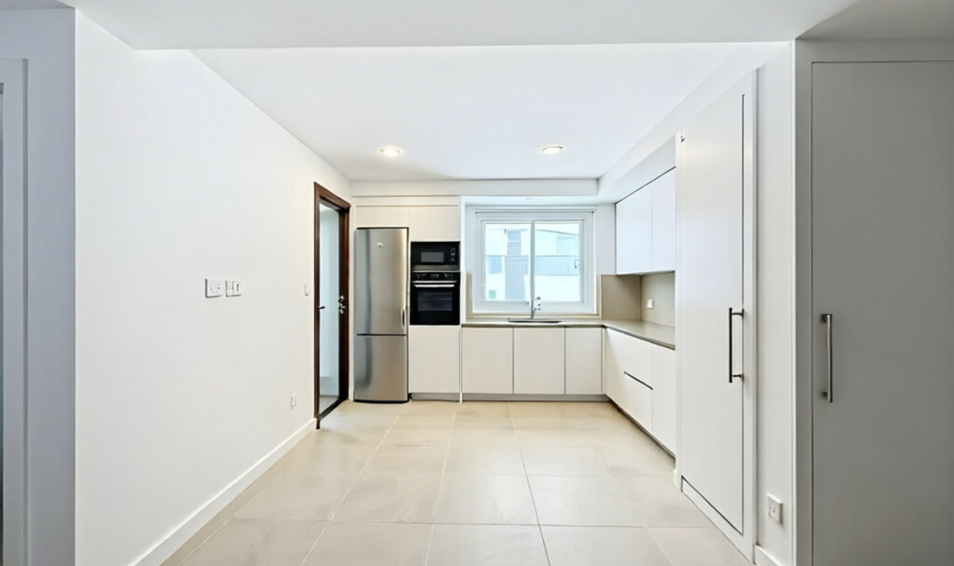 Další prodej - Apartment -
Estepona