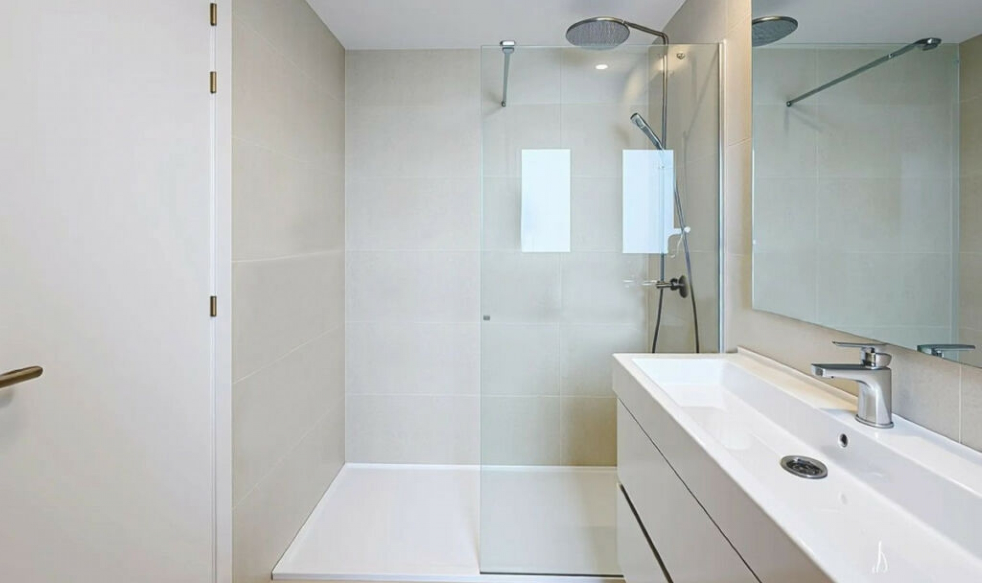 Další prodej - Apartment -
Estepona