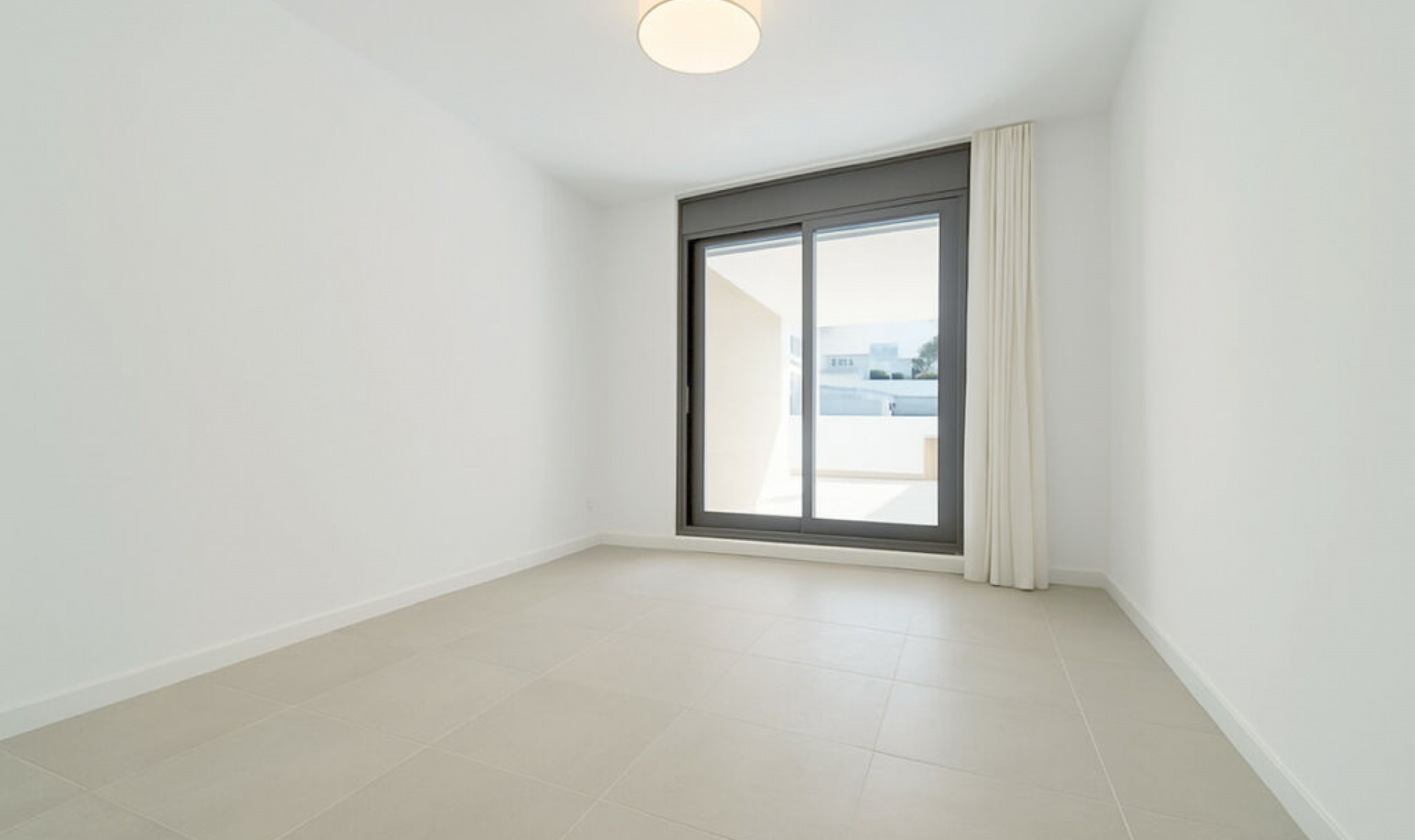 Další prodej - Apartment -
Estepona