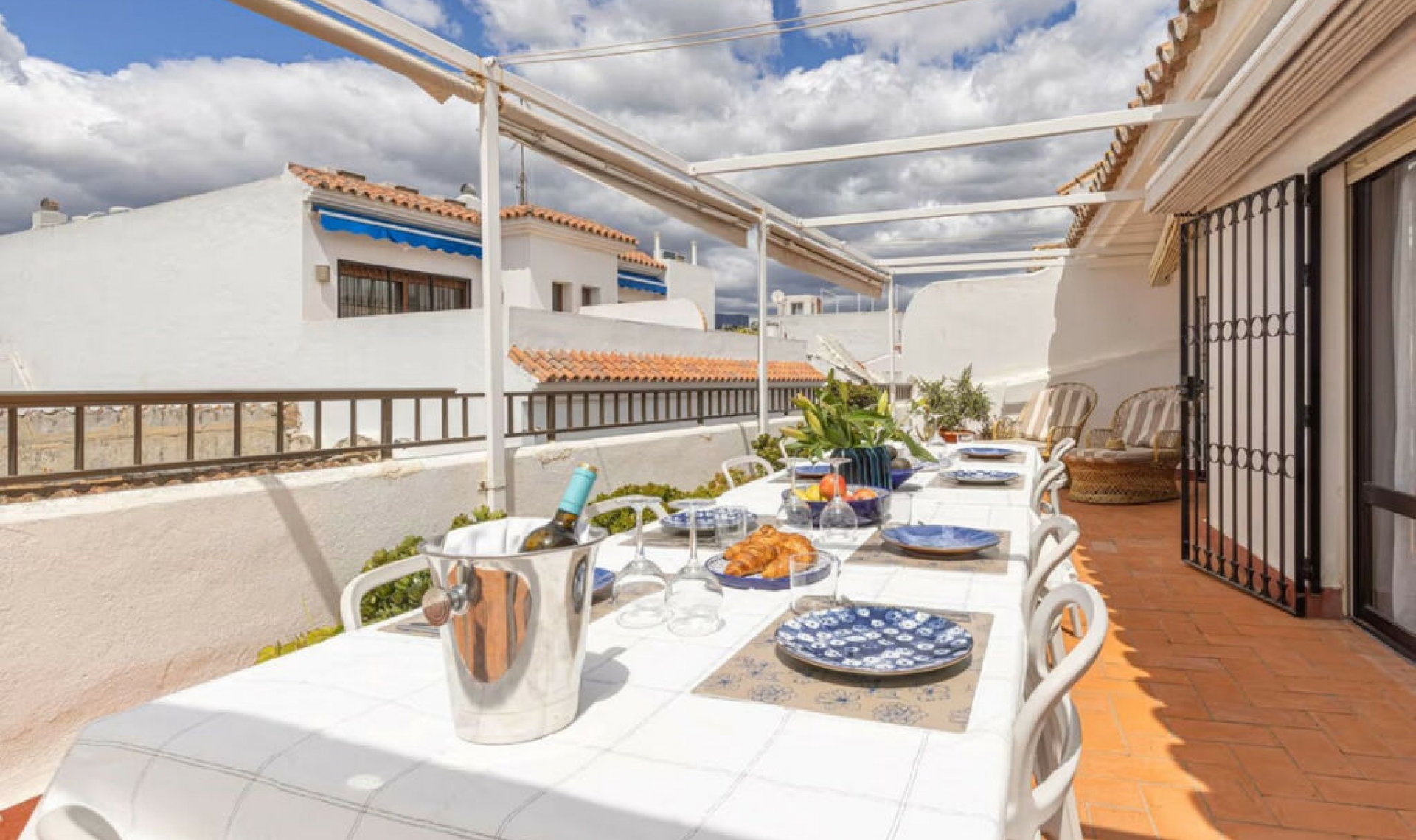 Další prodej - Apartment -
Estepona