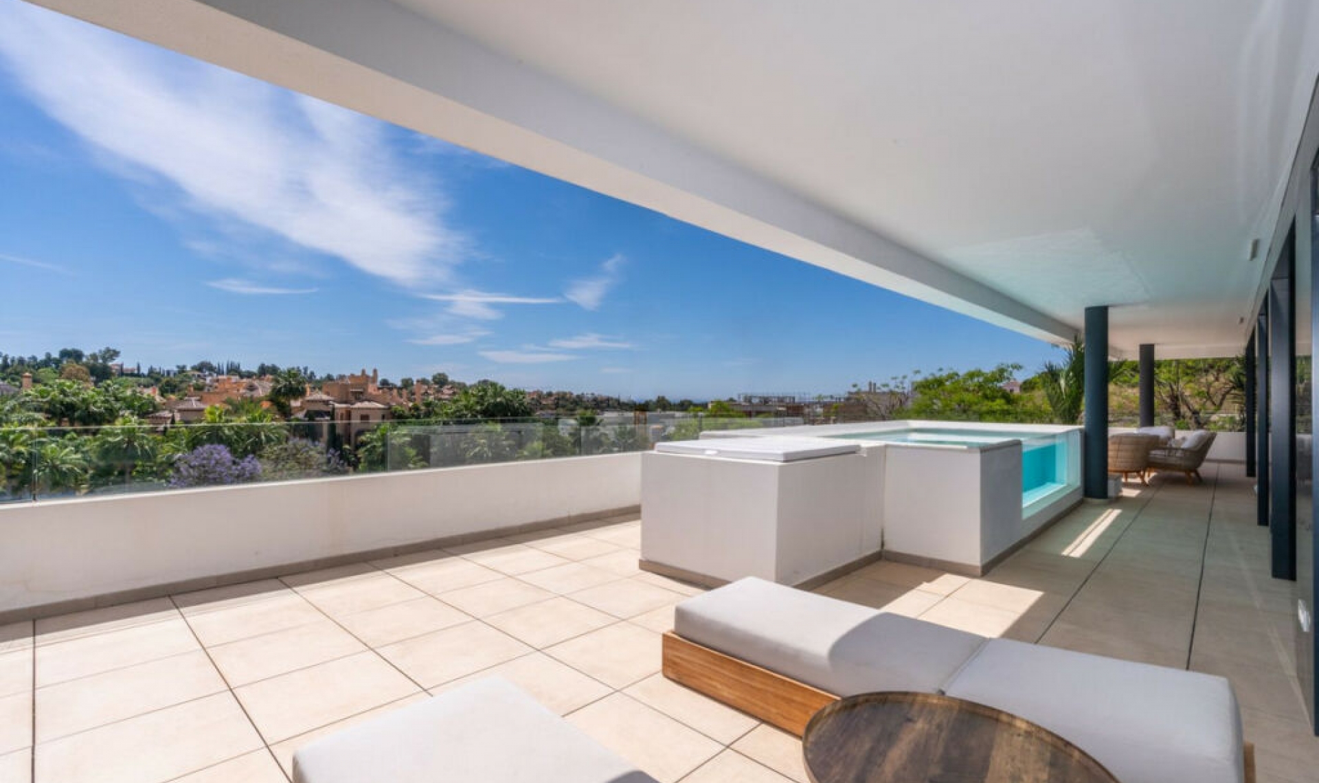 Další prodej - Apartment -
Estepona