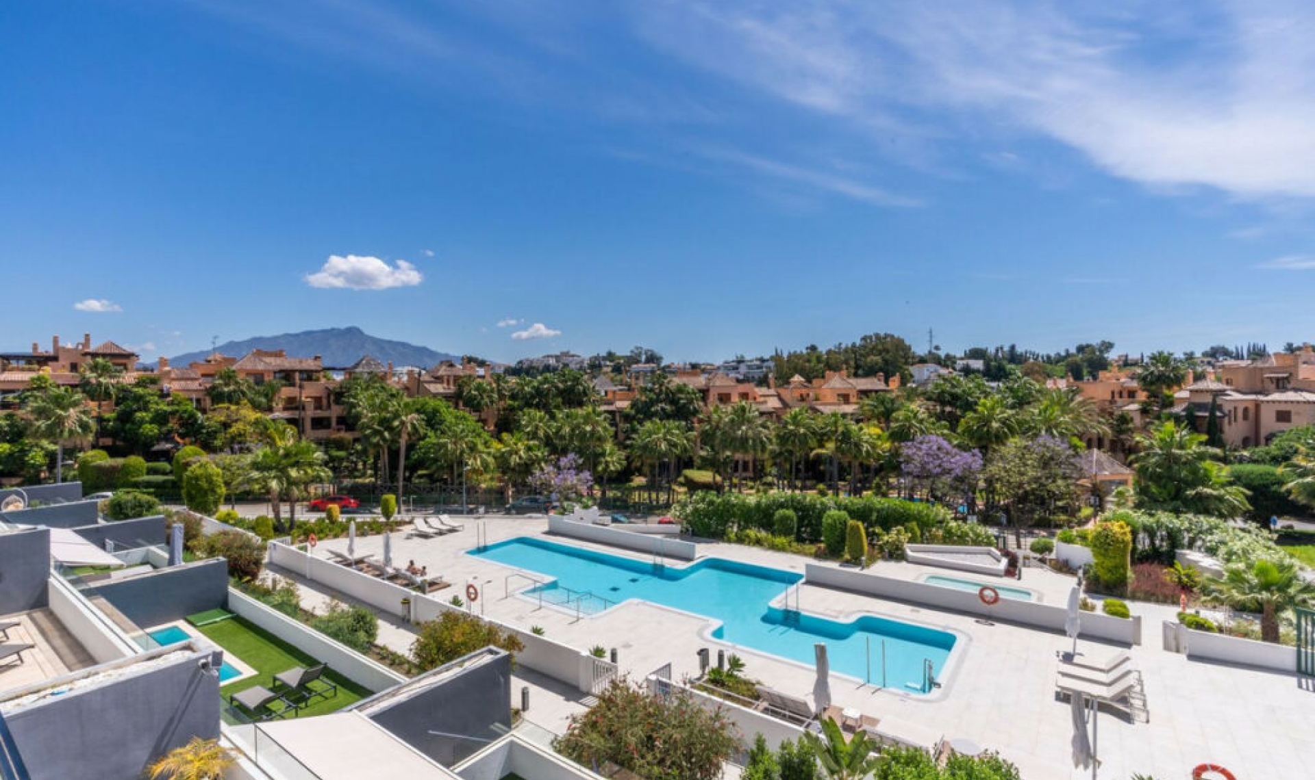 Další prodej - Apartment -
Estepona