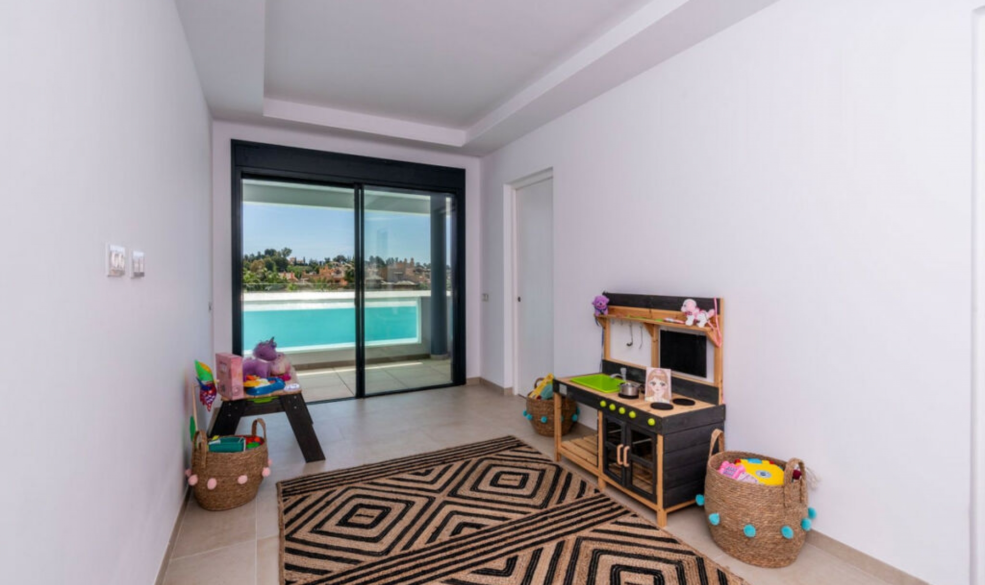 Další prodej - Apartment -
Estepona