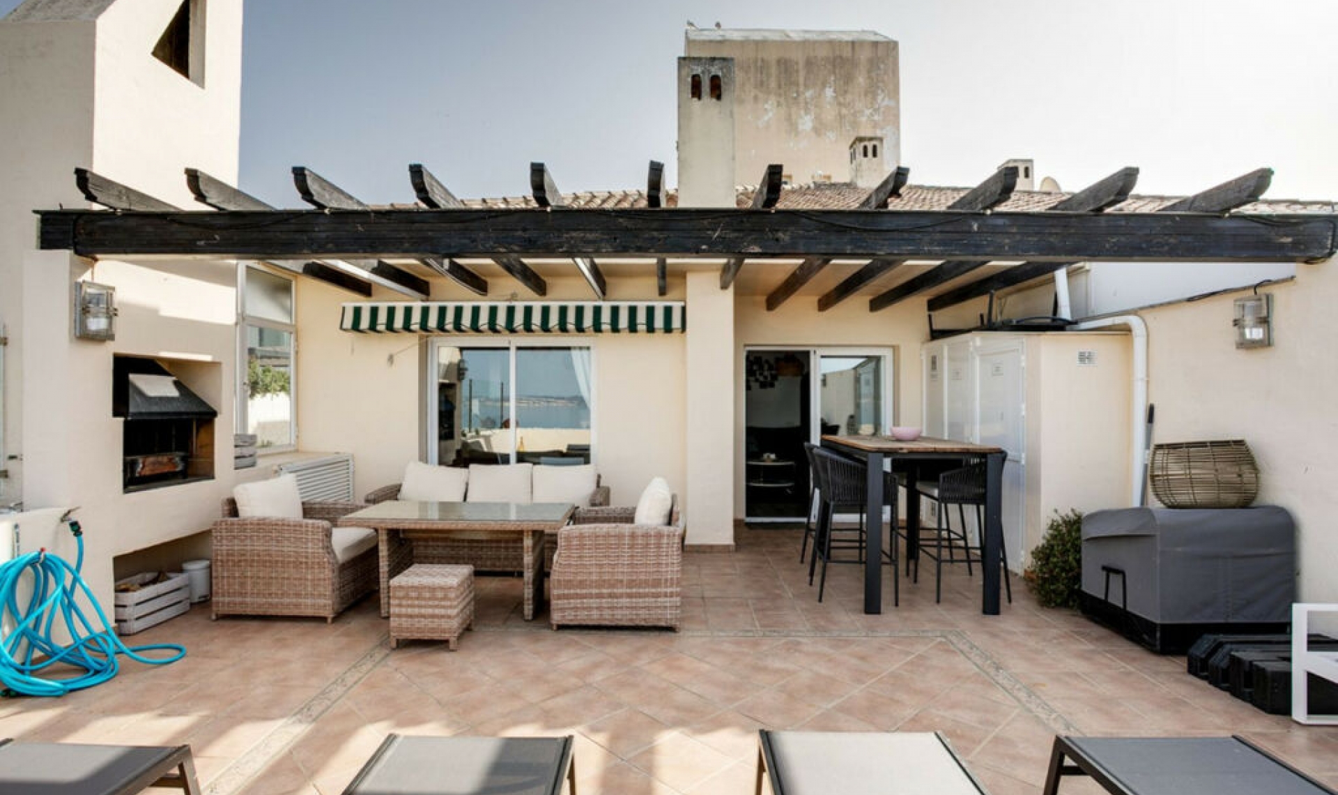 Další prodej - Apartment -
Estepona