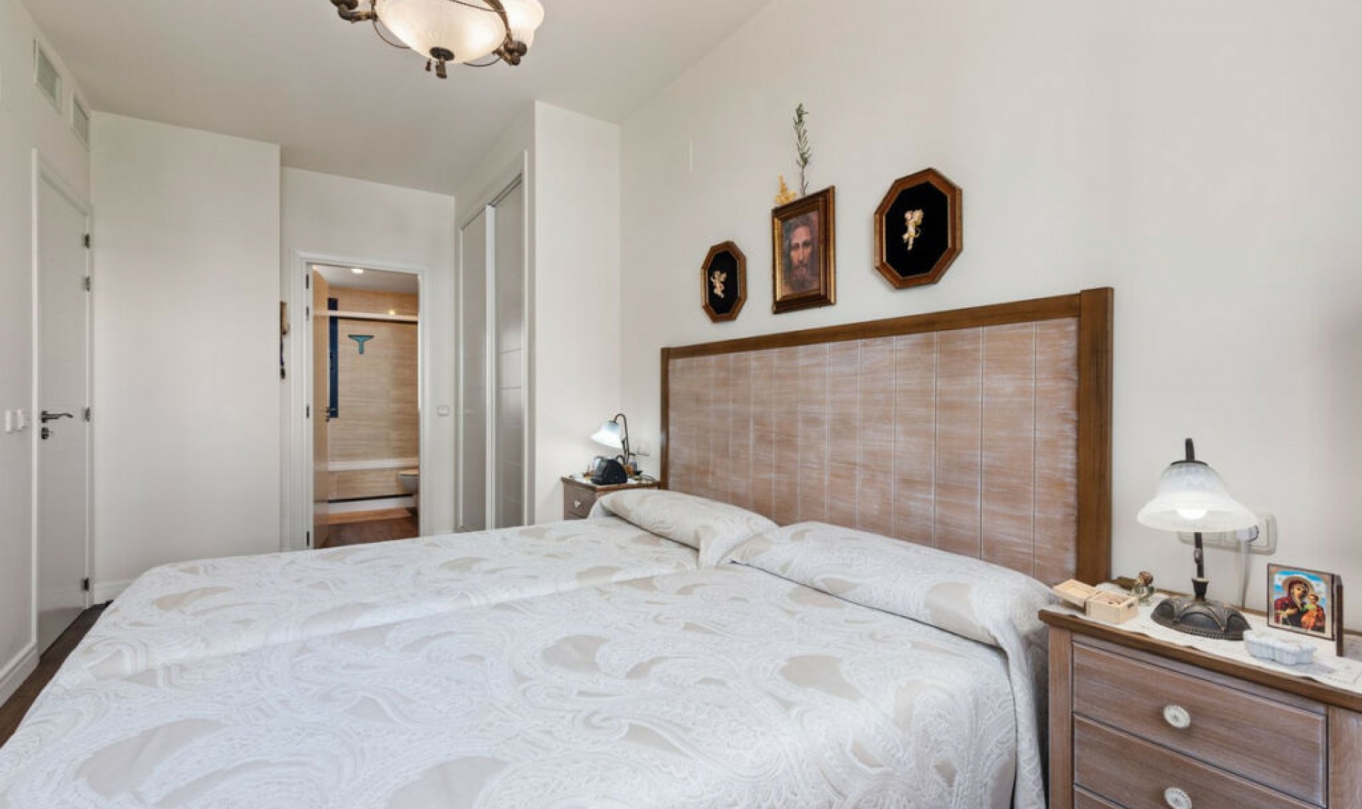 Další prodej - Apartment -
Estepona