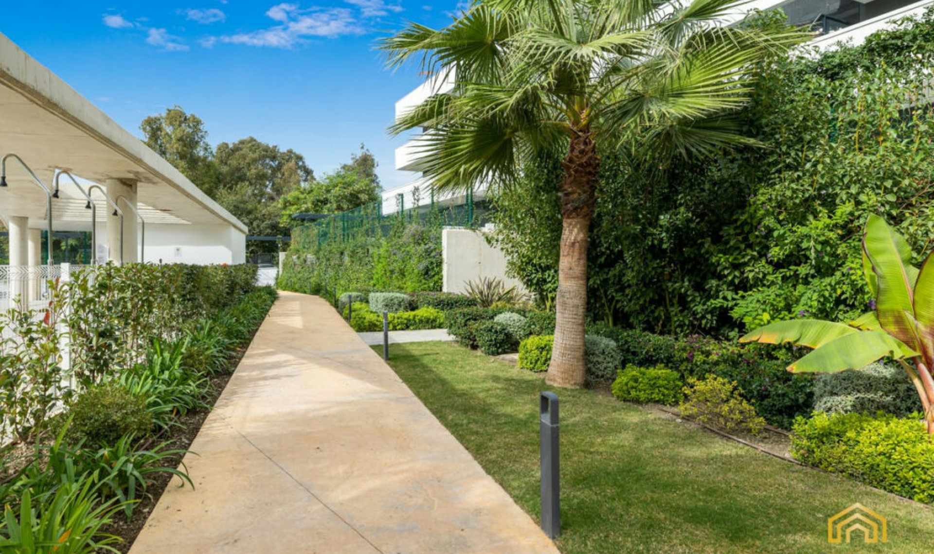 Další prodej - Apartment -
Estepona