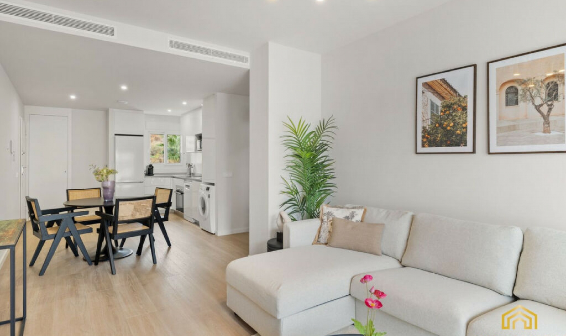 Další prodej - Apartment -
Estepona