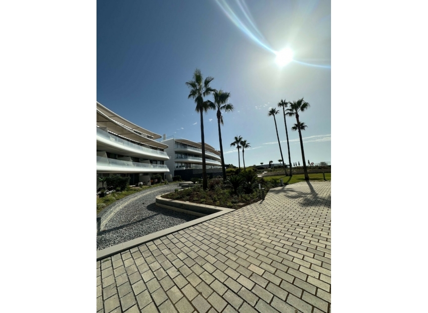 Další prodej - Apartment -
Estepona