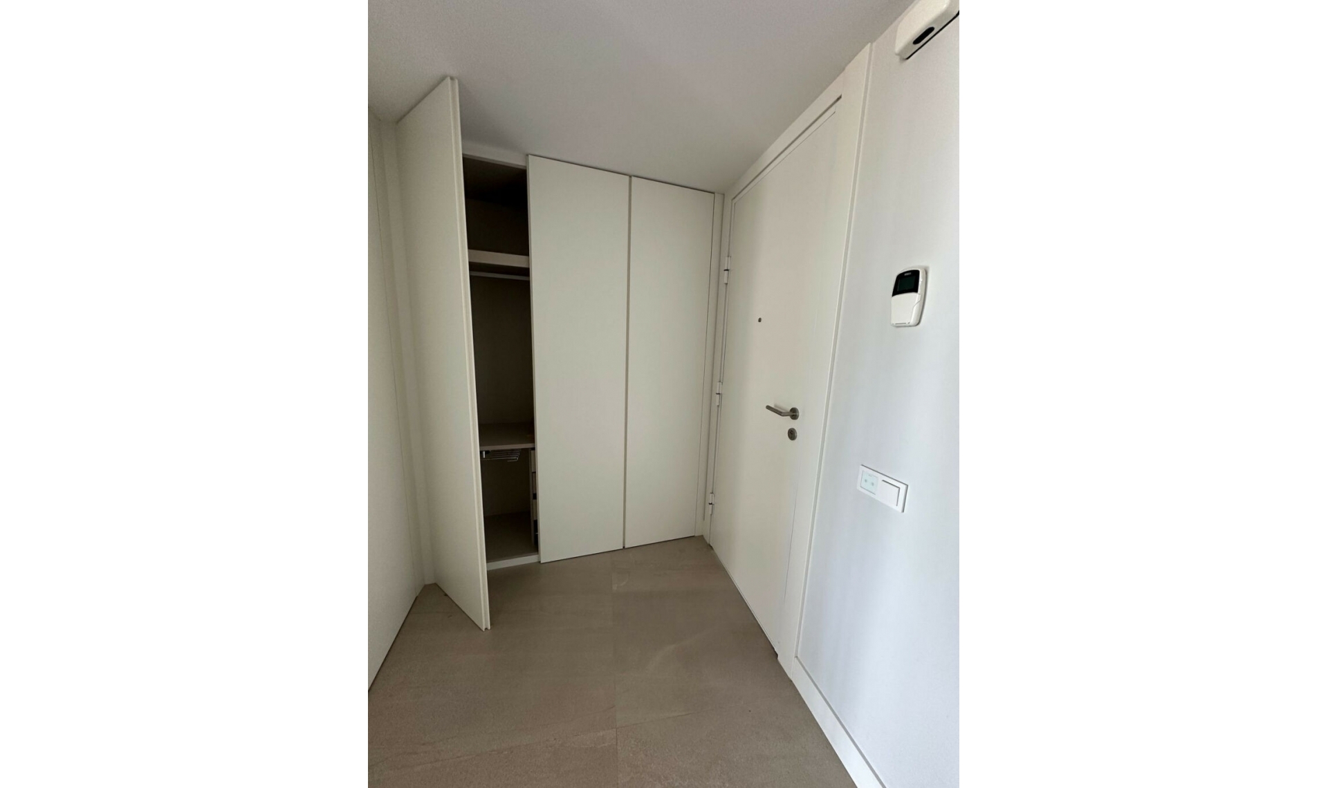 Další prodej - Apartment -
Estepona