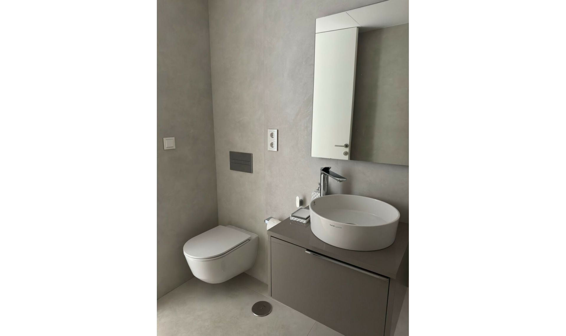 Další prodej - Apartment -
Estepona