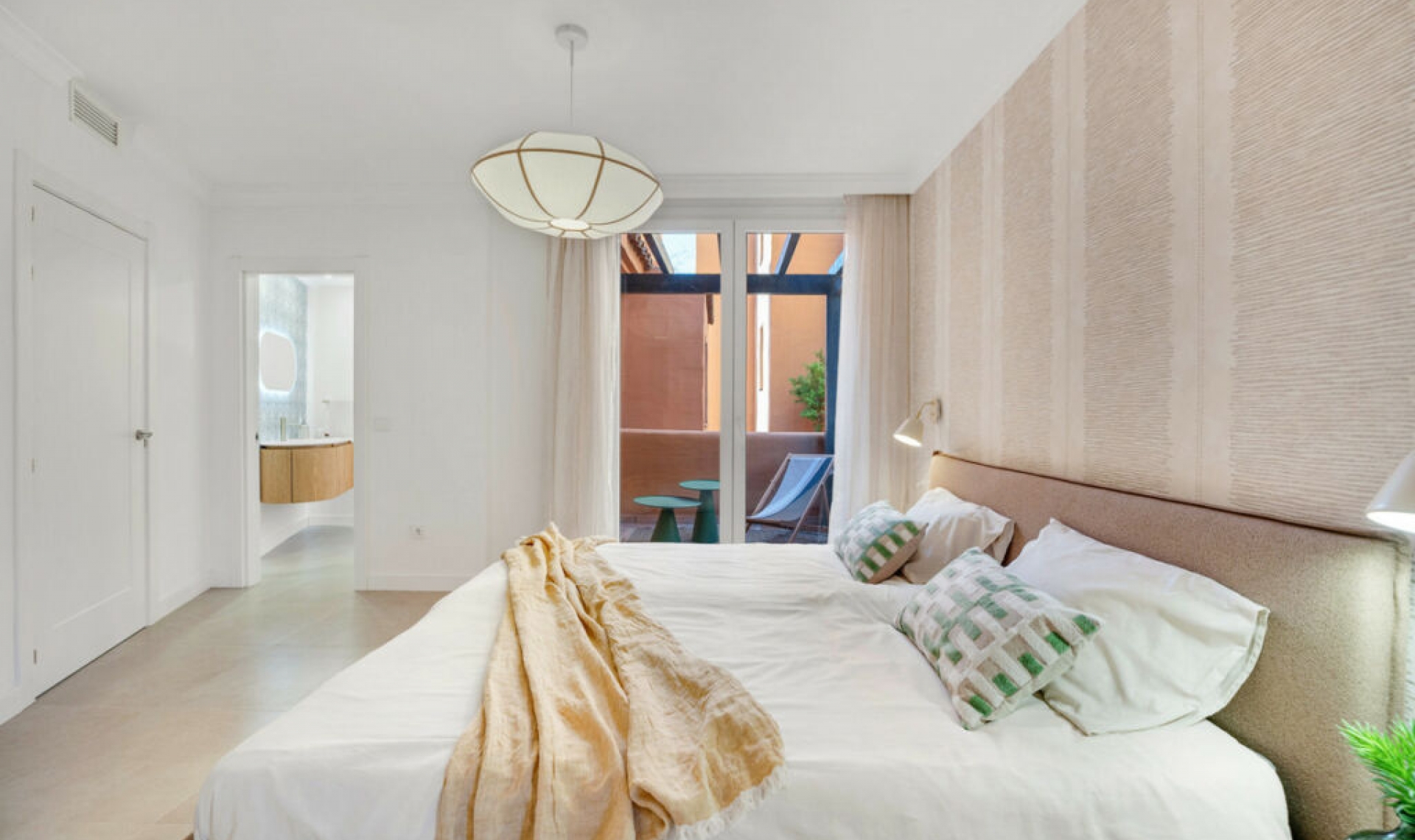 Další prodej - Apartment -
Estepona
