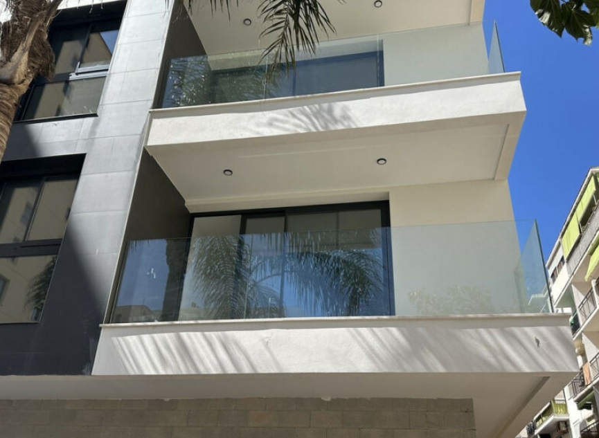 Další prodej - Apartment -
Estepona