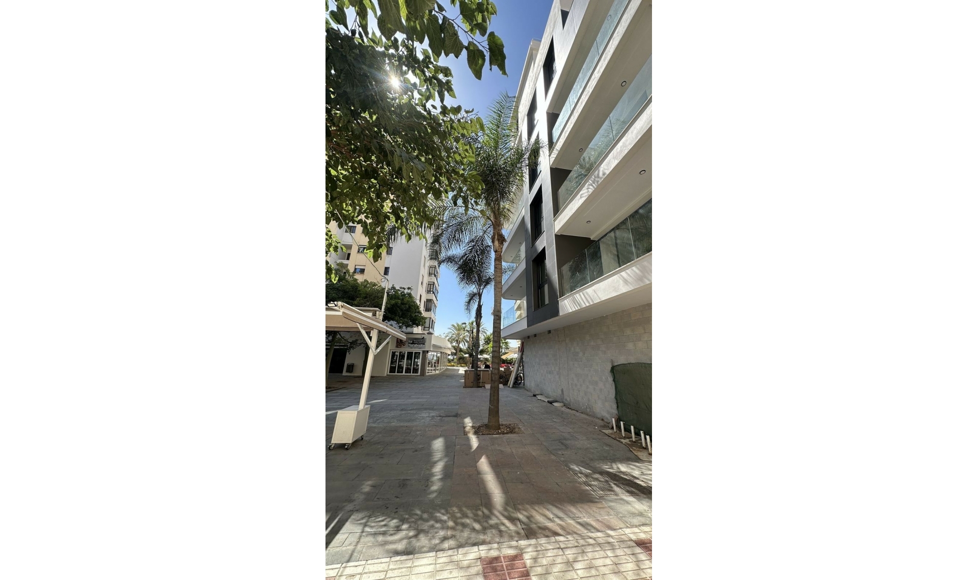 Další prodej - Apartment -
Estepona