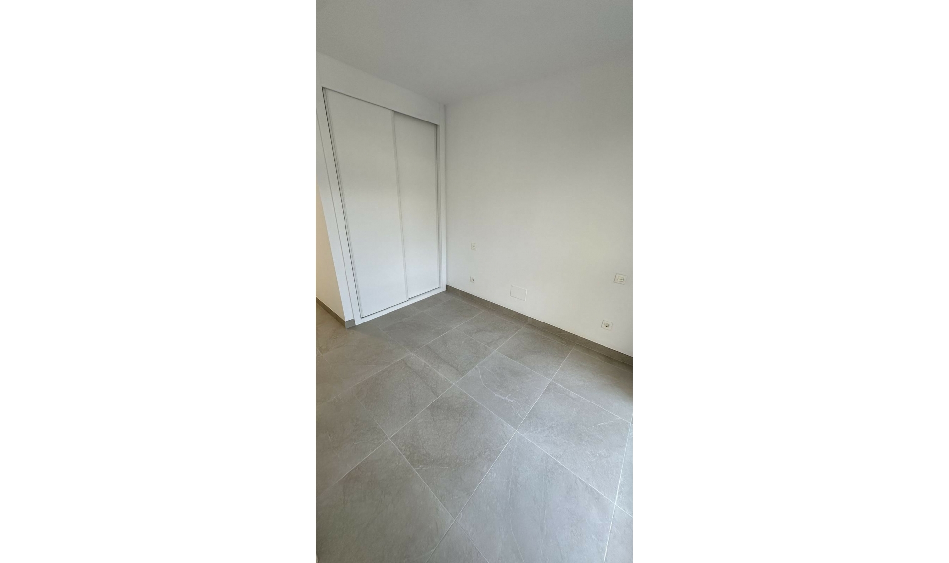 Další prodej - Apartment -
Estepona