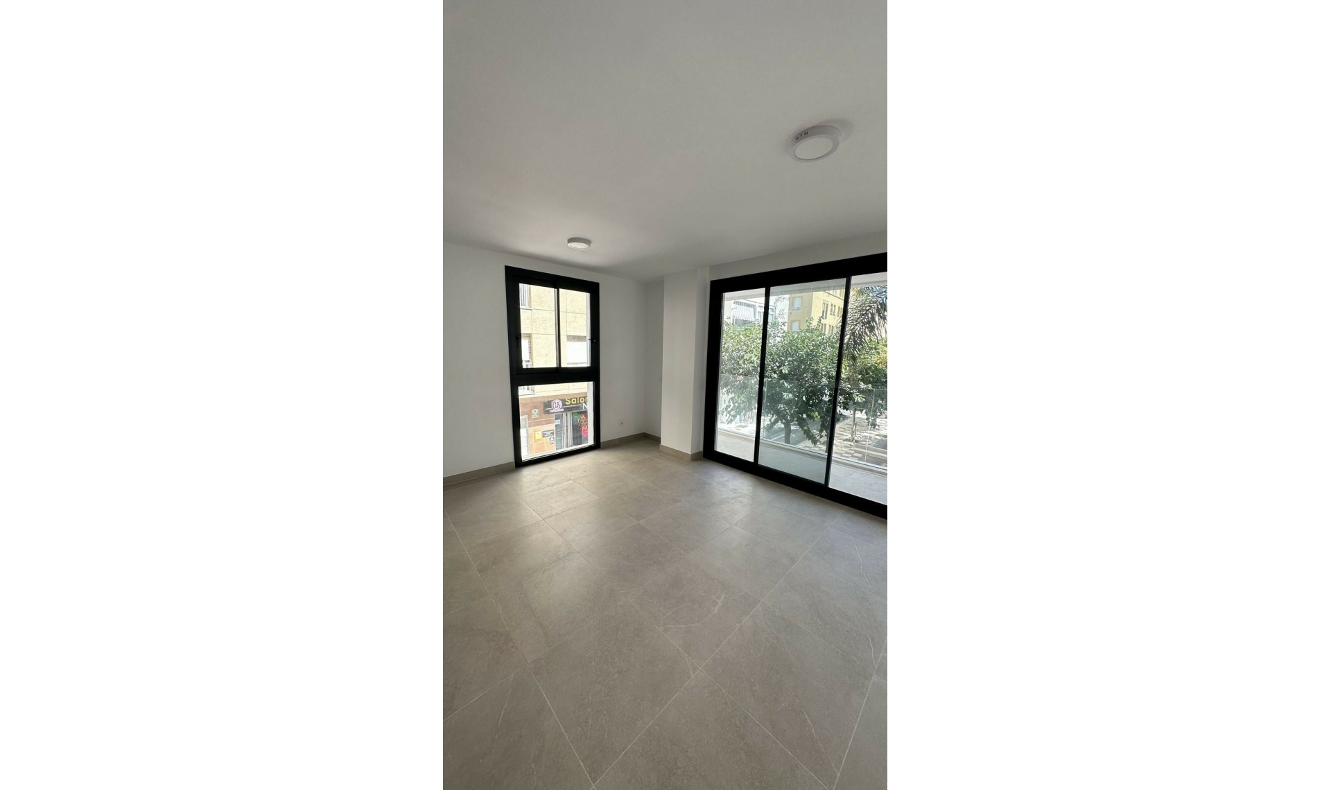 Další prodej - Apartment -
Estepona