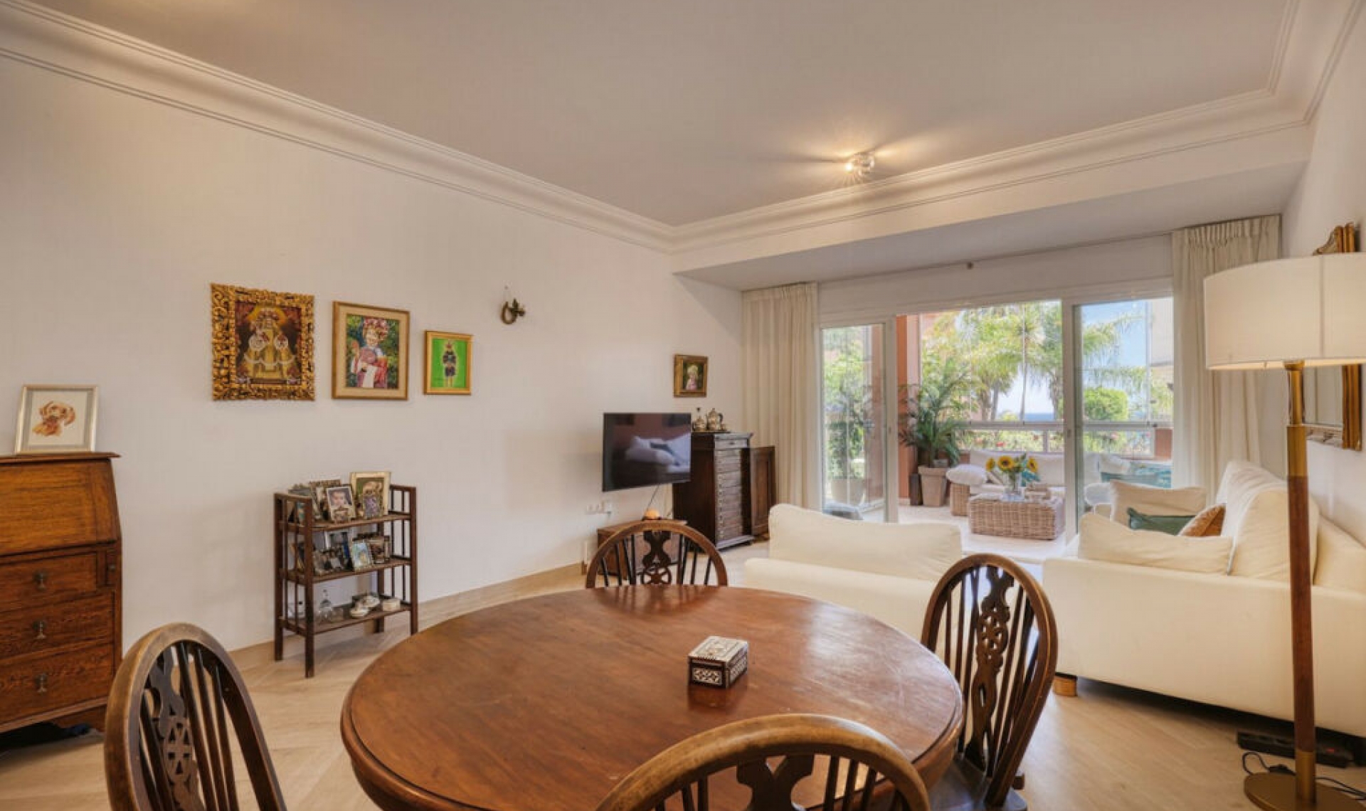 Další prodej - Apartment -
Estepona