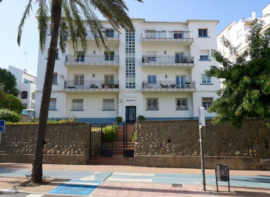Další prodej - Apartment -
Estepona