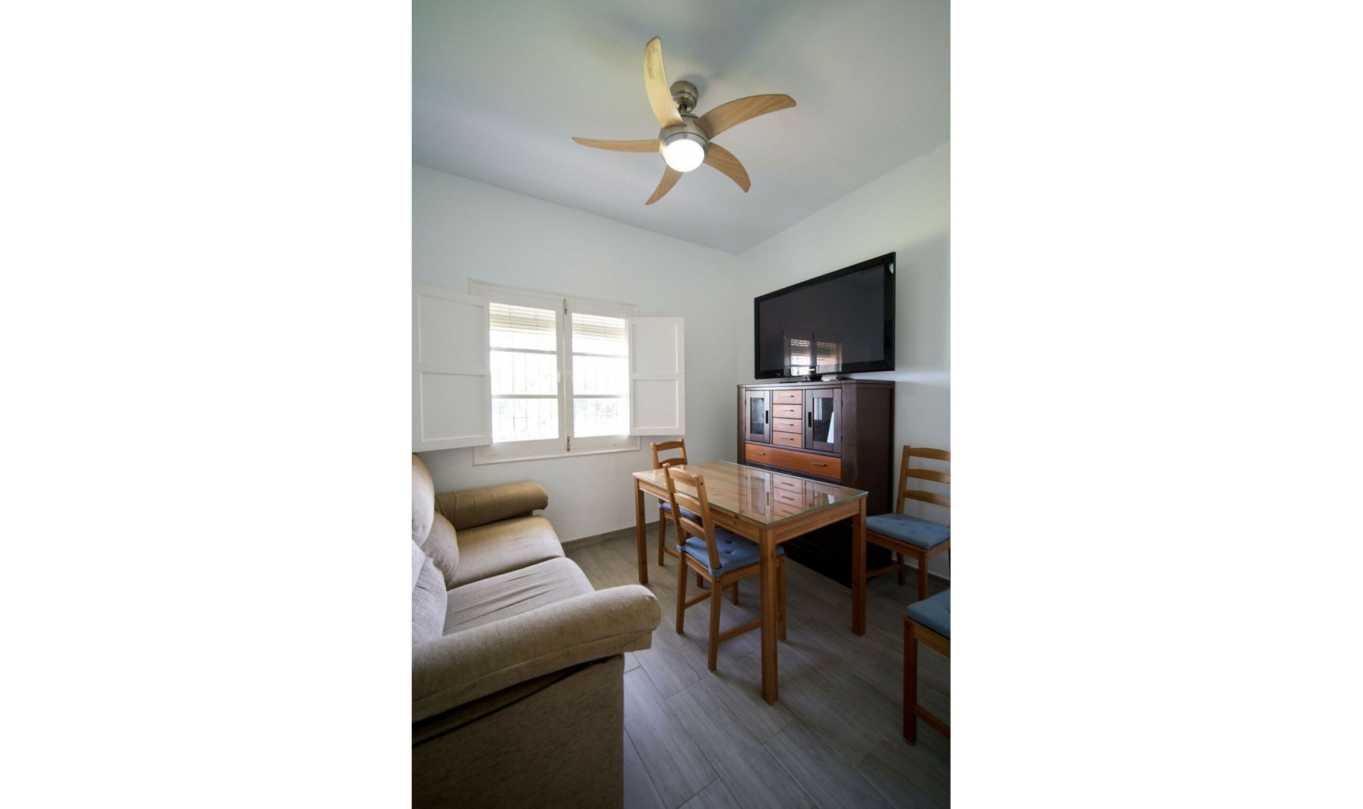 Další prodej - Apartment -
Estepona