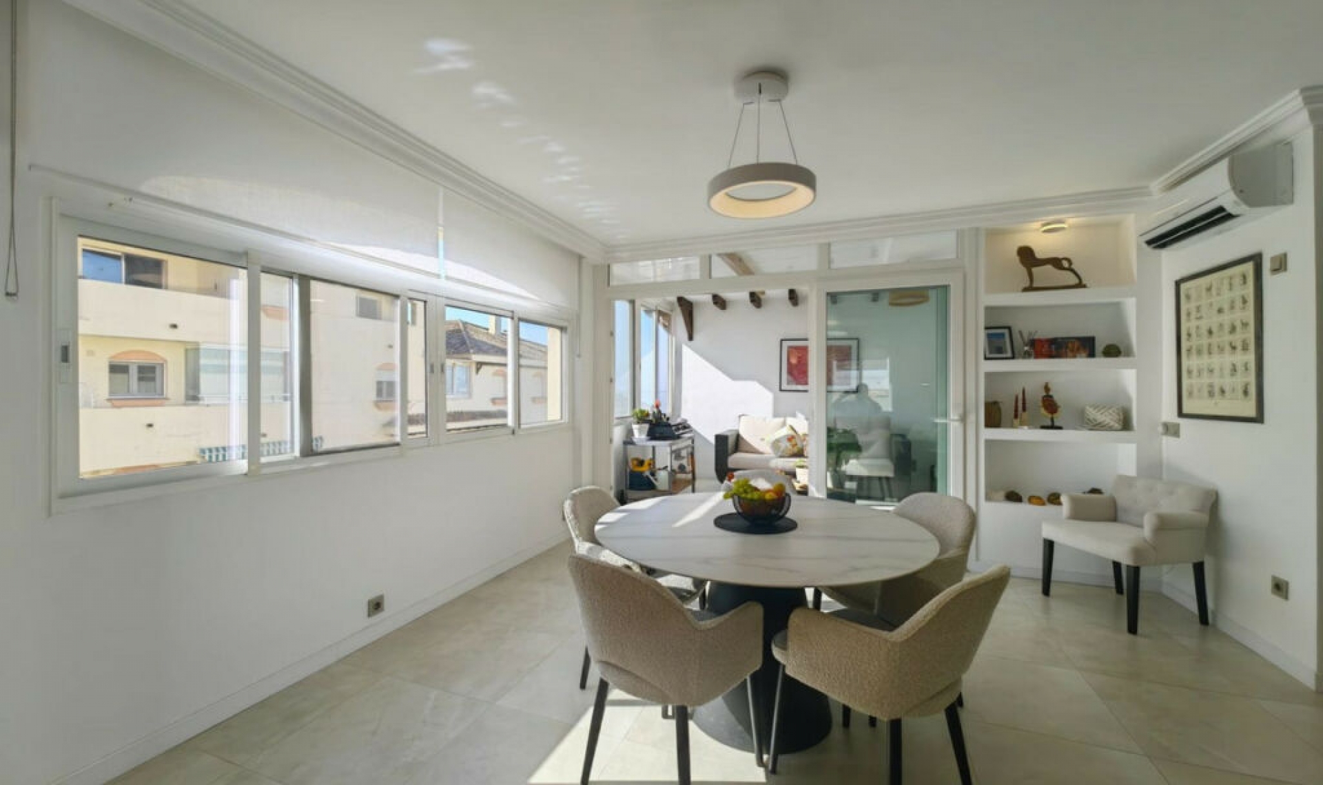 Další prodej - Apartment -
Estepona