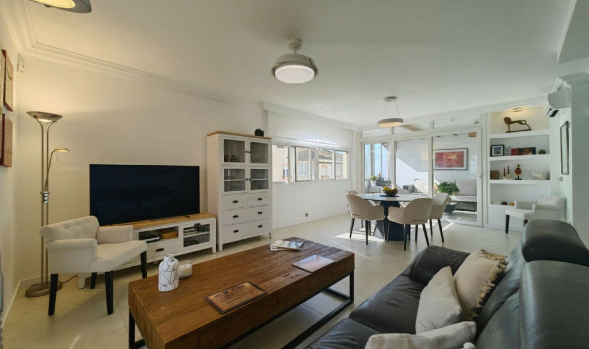 Další prodej - Apartment -
Estepona