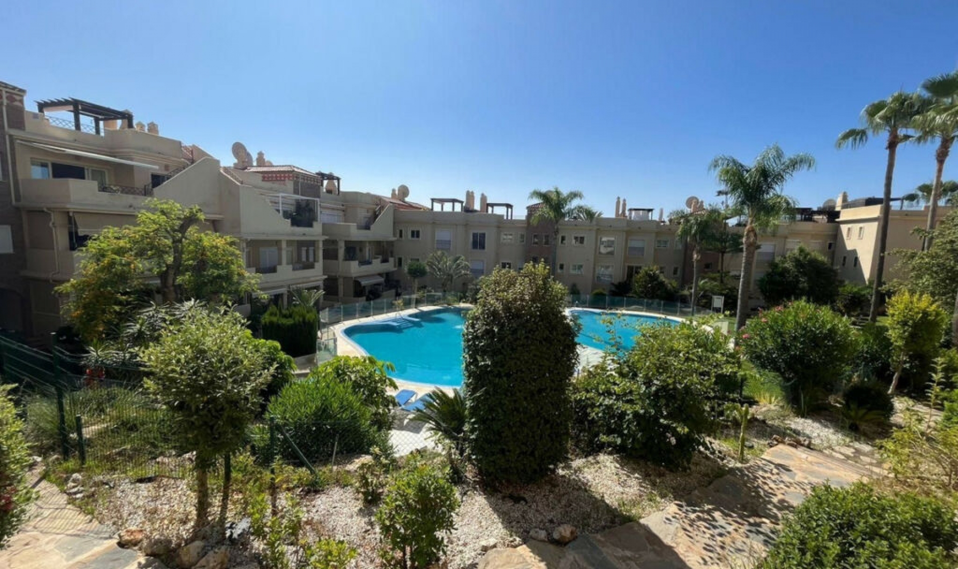 Další prodej - Apartment -
Estepona